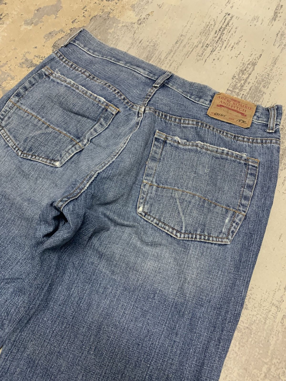 Abercrombie & Fitch Vintage Abercrombie & Fitch Baggy Denim Jean Pants W33x30 Size US 33 - 15 Thumbnail