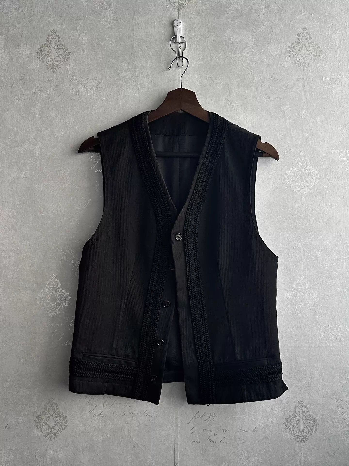 Dolce & Gabbana DG Vintage Court Embroidered Vest 46 Size US S / EU 44-46 / 1 - 1 Thumbnail
