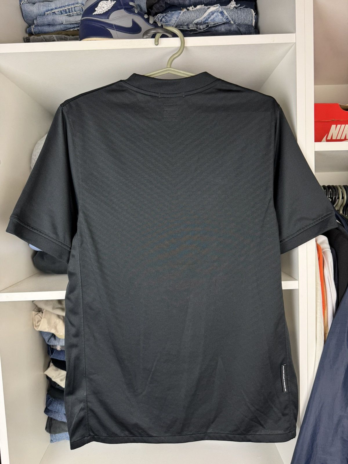 Nike Nike Manchester United 2009 2010 Away Shirt Soccer Jersey Size US S / EU 44-46 / 1 - 16 Thumbnail