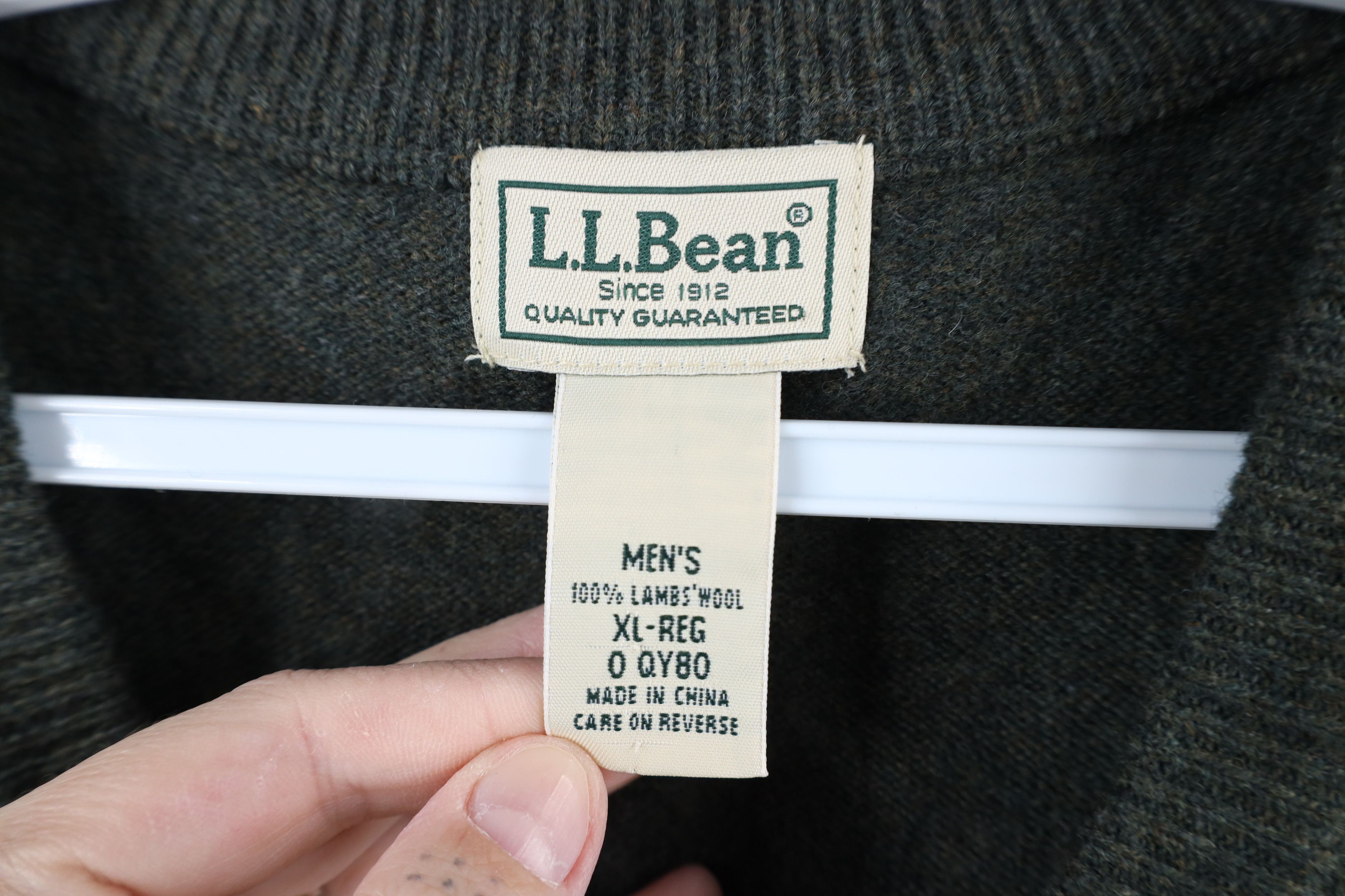 L.L. Bean × Vintage Vintage 90s LL Bean Lambswool V-Neck Sweater Vest Green Size US XL / EU 56 / 4 - 4 Thumbnail