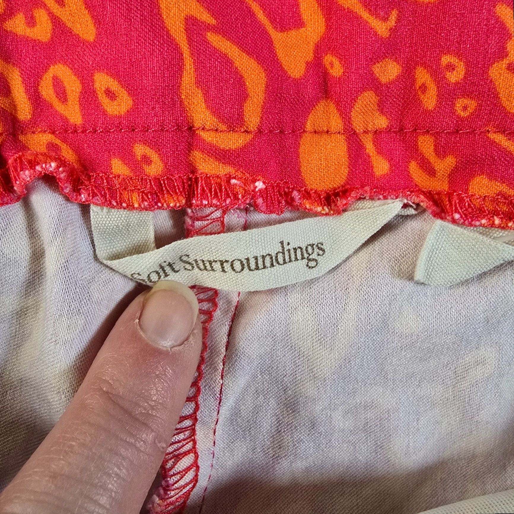 Soft Surroundings Soft Surroundings Pants Womens XL Tall Pink Orange Leopard Stretch Ponte Dress Pants Skinny Front Flat Front Size 40" / US 18 - 3 Thumbnail