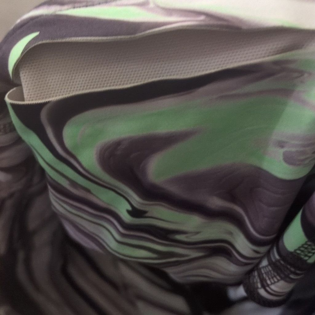 Lululemon Lululemon Base Pace High-Rise Tight paint Glide Warp size 8 Size 30" / US 8 / IT 44 - 8 Thumbnail