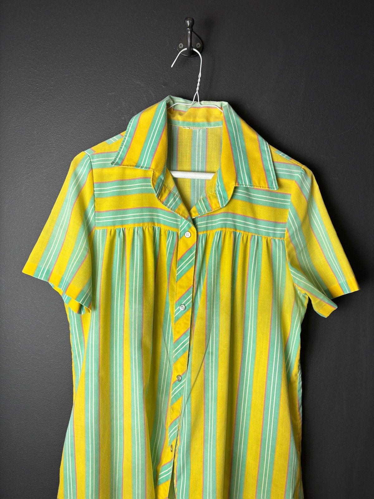 Vintage 1970s Snap Button Dress True Vintage Collared Striped Cotton Size ONE SIZE - 3 Thumbnail