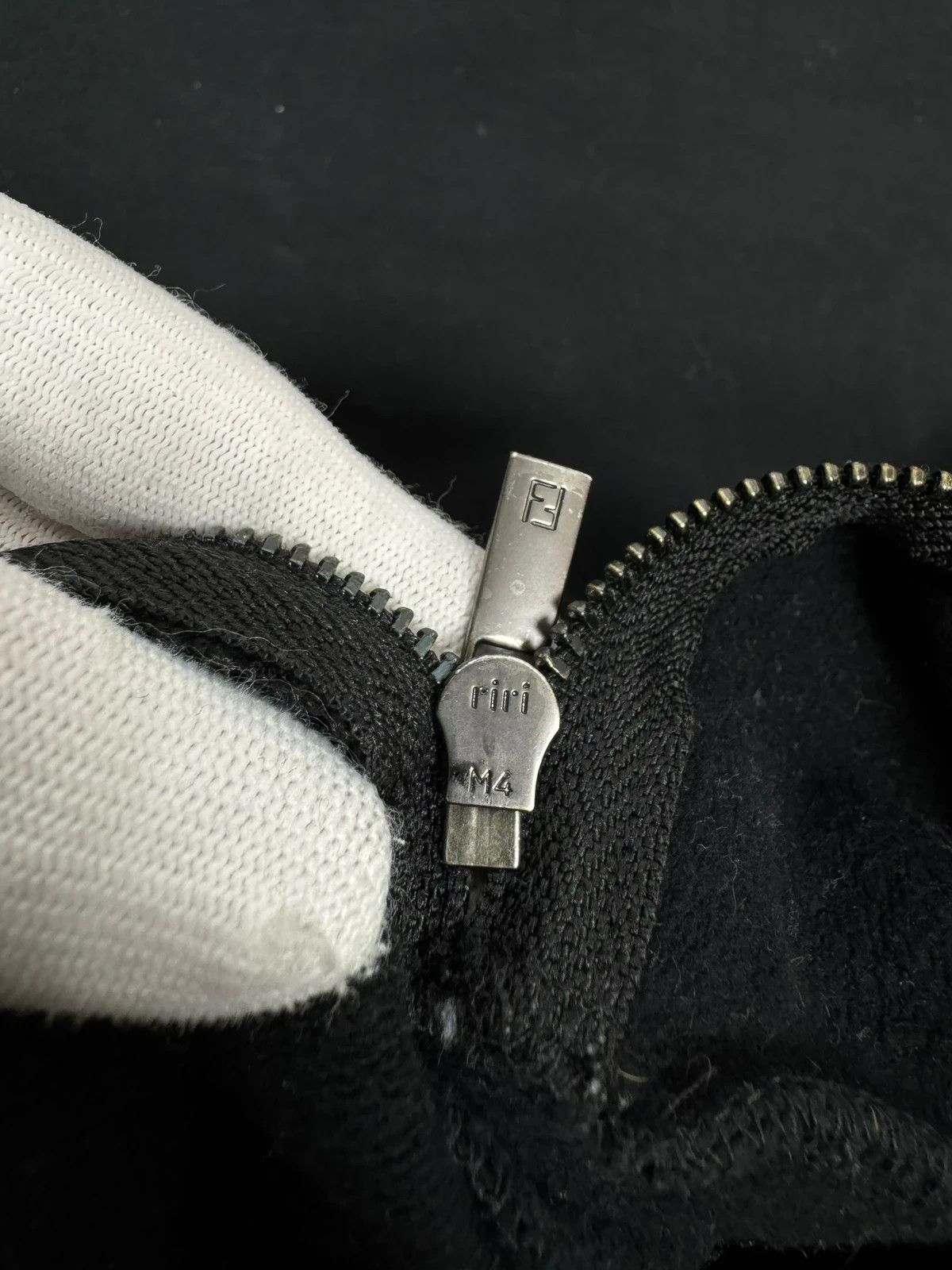 Fendi Fendi Sweatshirt Embroidered size 38 Size XS / US 0-2 / IT 36-38 - 13 Thumbnail