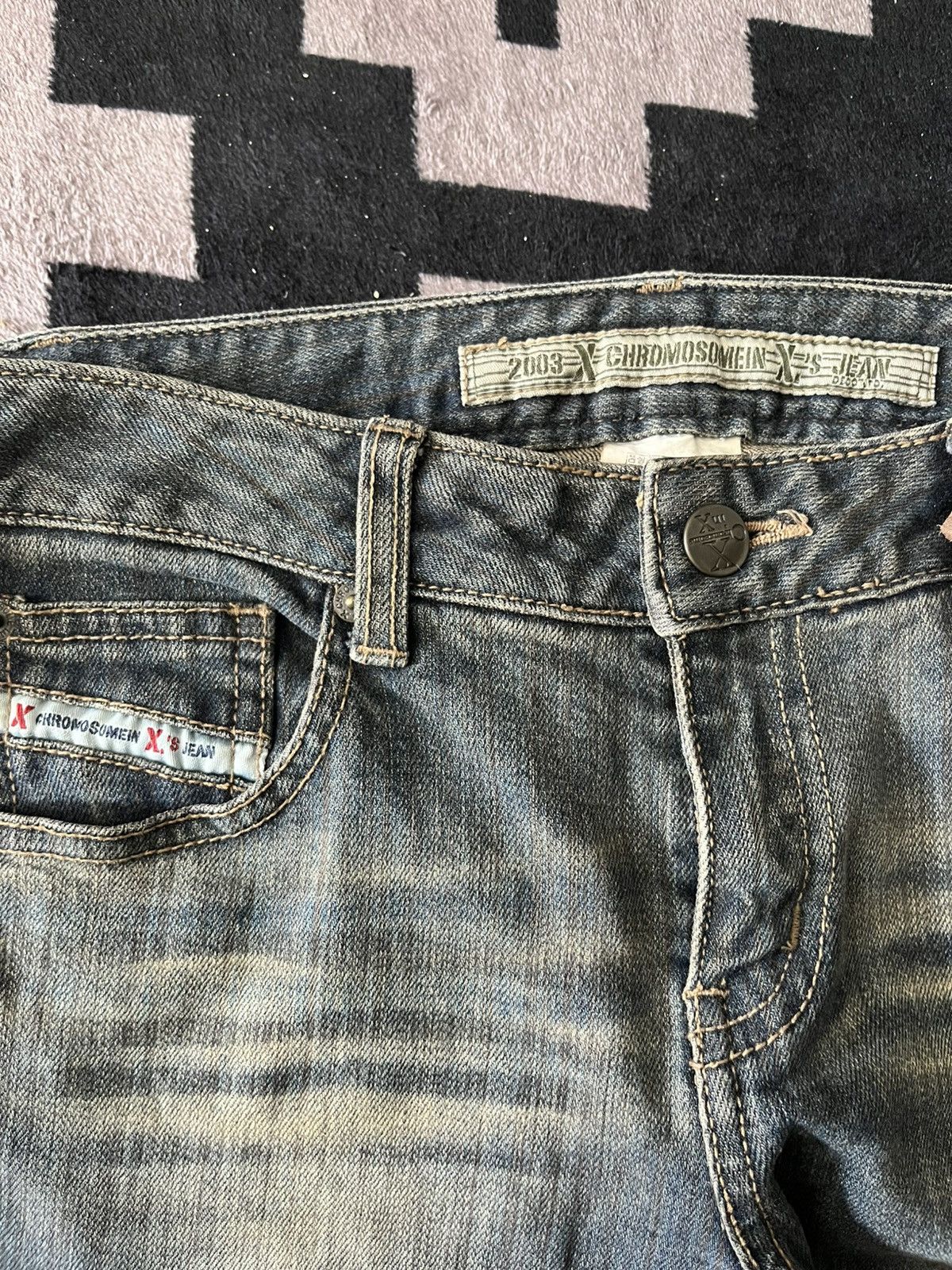 Le Grande Bleu (L.G.B.) 2003 X CHROMOSOMEIN X mud wash flare jeans Size US 28 / EU 44 - 5 Thumbnail