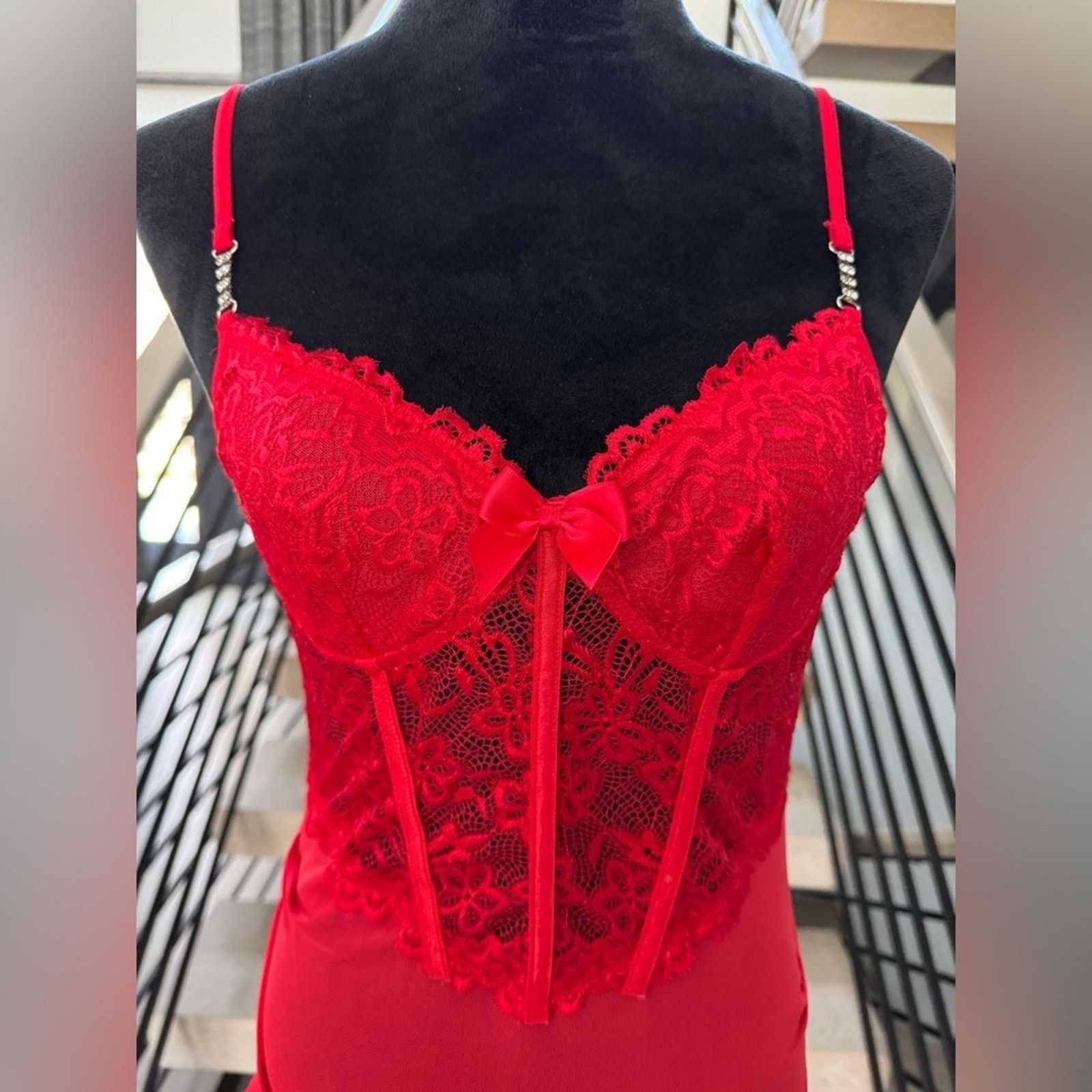Other Elegant Red Lace Lingerie Set Size S / US 4 / IT 40 - 7 Thumbnail