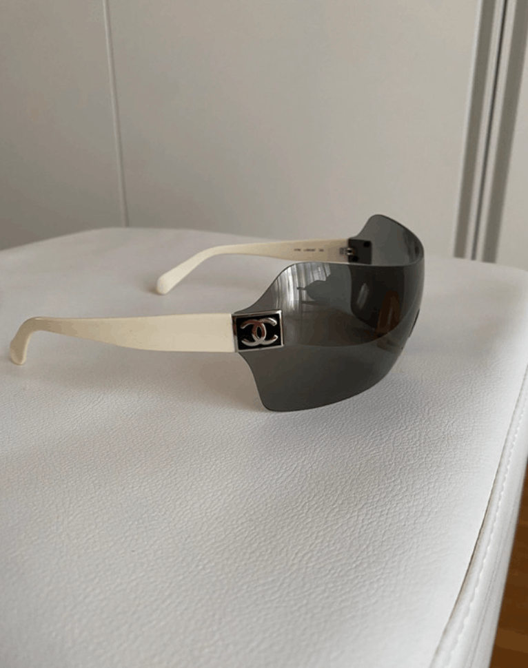 Chanel × Vintage CHANEL SUNGLASSES 4109 LOGO ICONIC 4017 Mask Vintage Size ONE SIZE - 3 Thumbnail