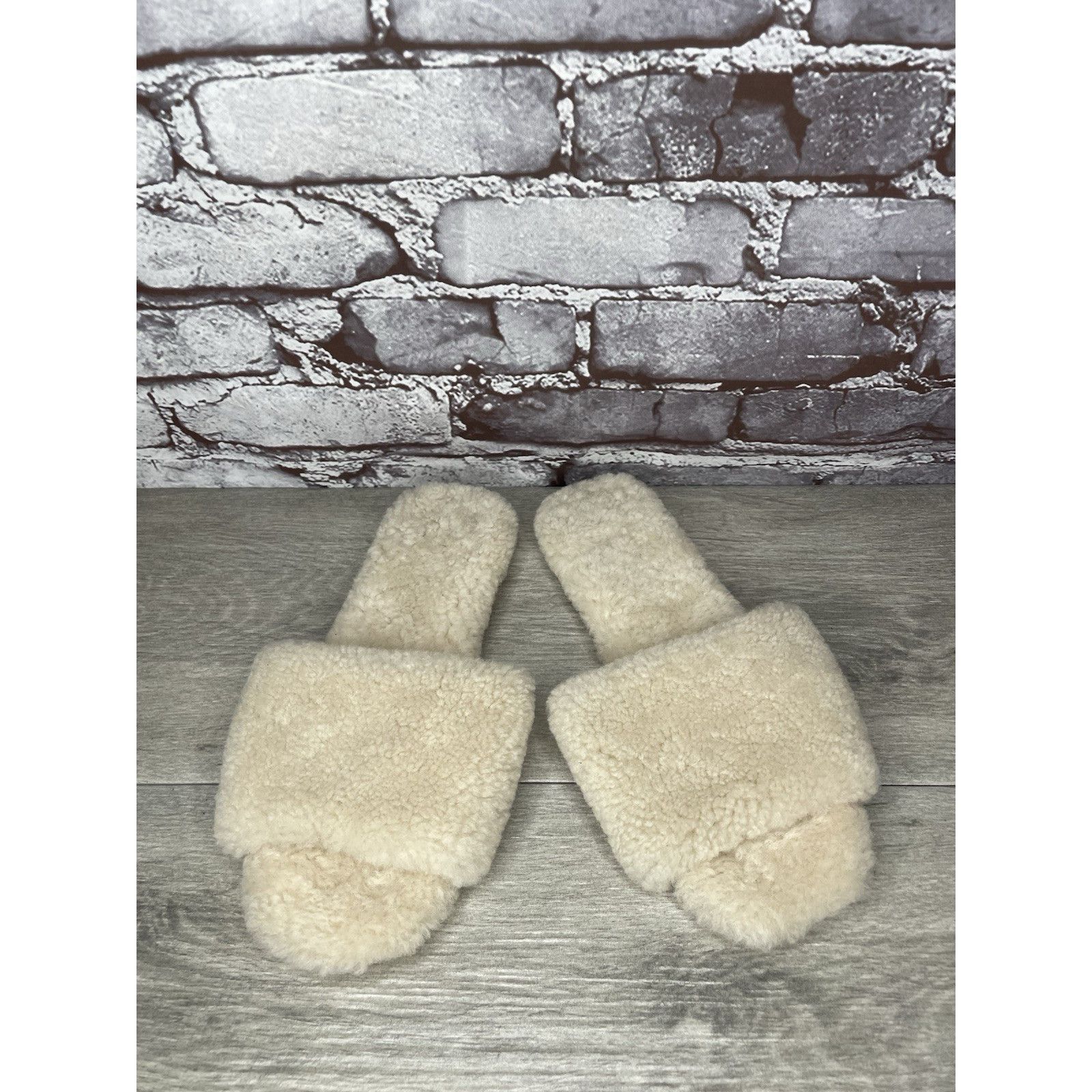 Other Raye Sherp Ivory Cream Faux Fur Slippers Open Toe Sandals Wo Size US 7 / IT 37 - 9 Thumbnail
