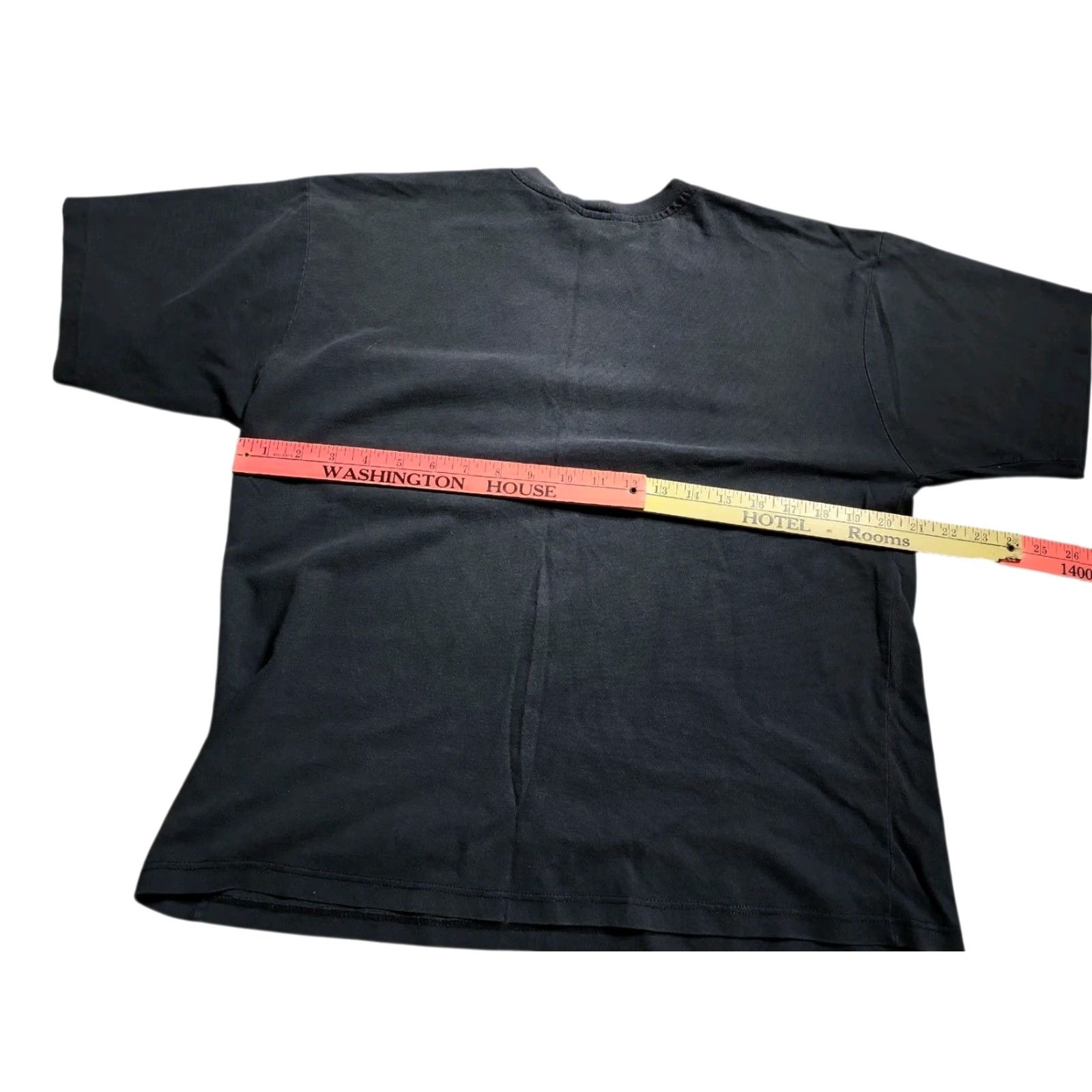 Vintage VINTAGE Box Sportswear Geometric Black Cropped T-Shirt XL 80s Mens Size US XL / EU 56 / 4 - 2 Thumbnail