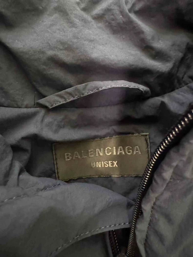 Balenciaga Balenciaga Round Ring Embroidered Logo Zip Windbreaker Jac Size US XS / EU 42 / 0 - 4 Thumbnail