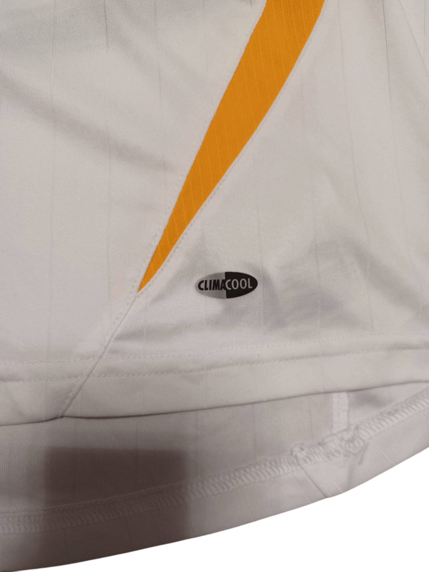 Adidas GERMANY ADIDAS 2006 VINTAGE SOCCER FOOTBALL JERSEY BLOKECORE Size US L / EU 52-54 / 3 - 6 Thumbnail