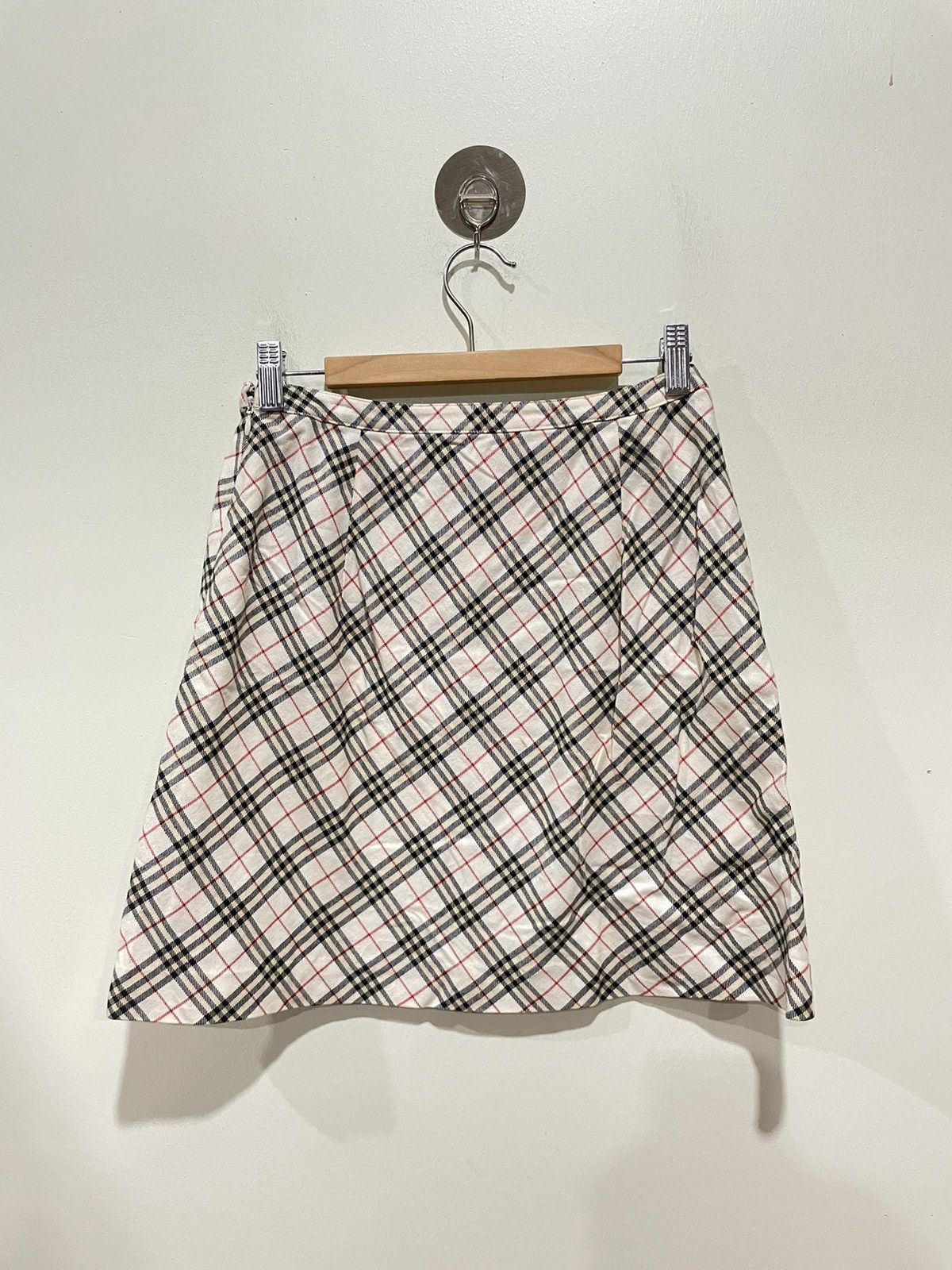 Burberry Burberry Checked Skirt Size 27" / US 4 / IT 40 - 2 Thumbnail