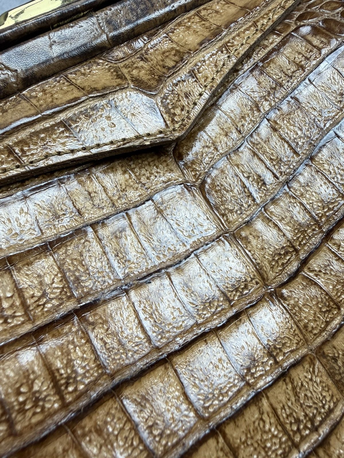 Vintage Vintage Genuine Crocodile Leather IVR Handbag Rare Archive Size ONE SIZE - 17 Thumbnail
