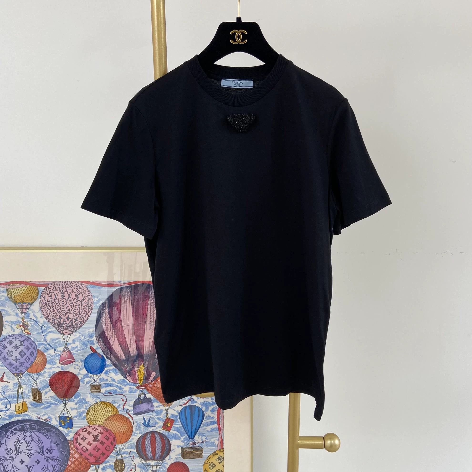 Prada Prada Triangle Beaded Black T-shirt M 8823 Size M / US 6-8 / IT 42-44 - 2 Thumbnail