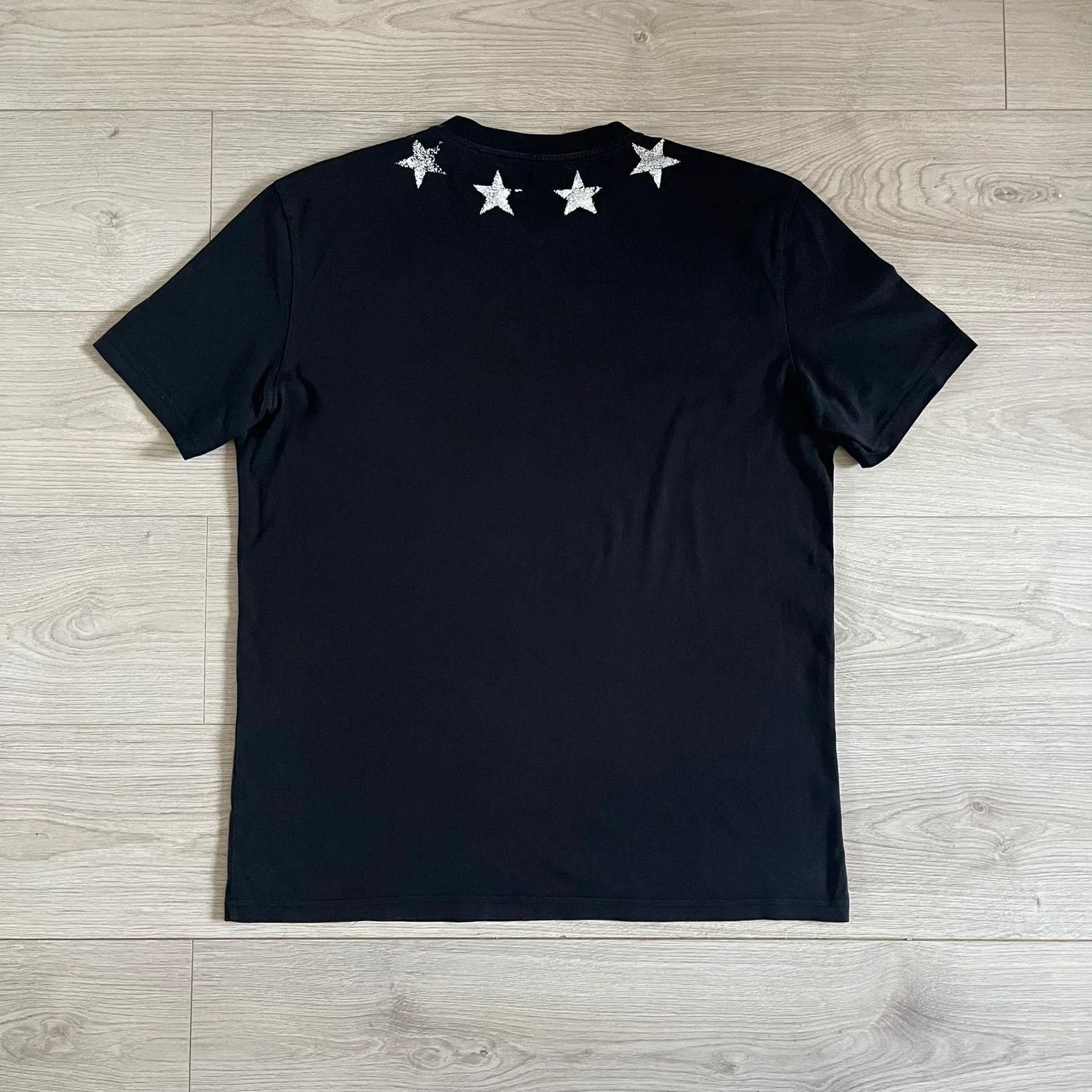 Givenchy Givenchy Distressed Stars Black Tee Size US XL / EU 56 / 4 - 4 Thumbnail