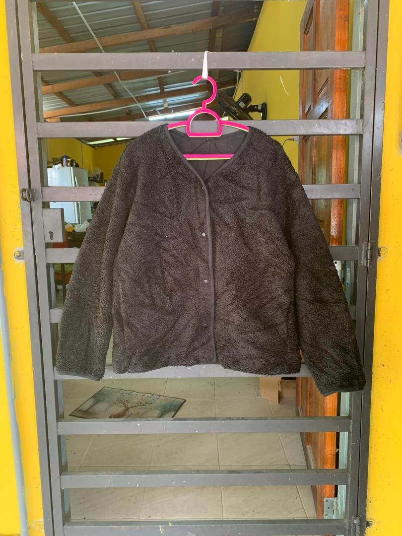 Uniqlo Sherpa Fleece Button up cardigan