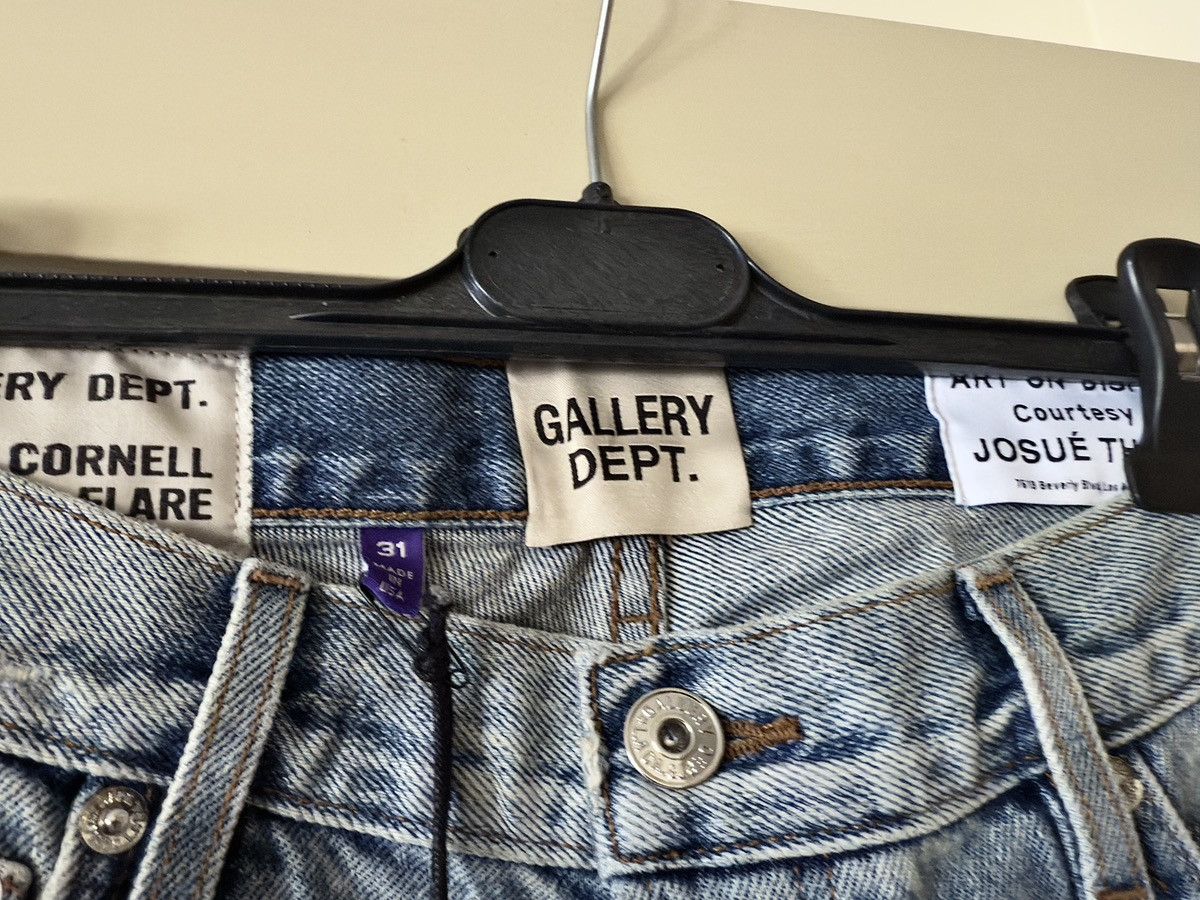 Gallery Dept. Flared Jeans Size US 31 - 9 Thumbnail