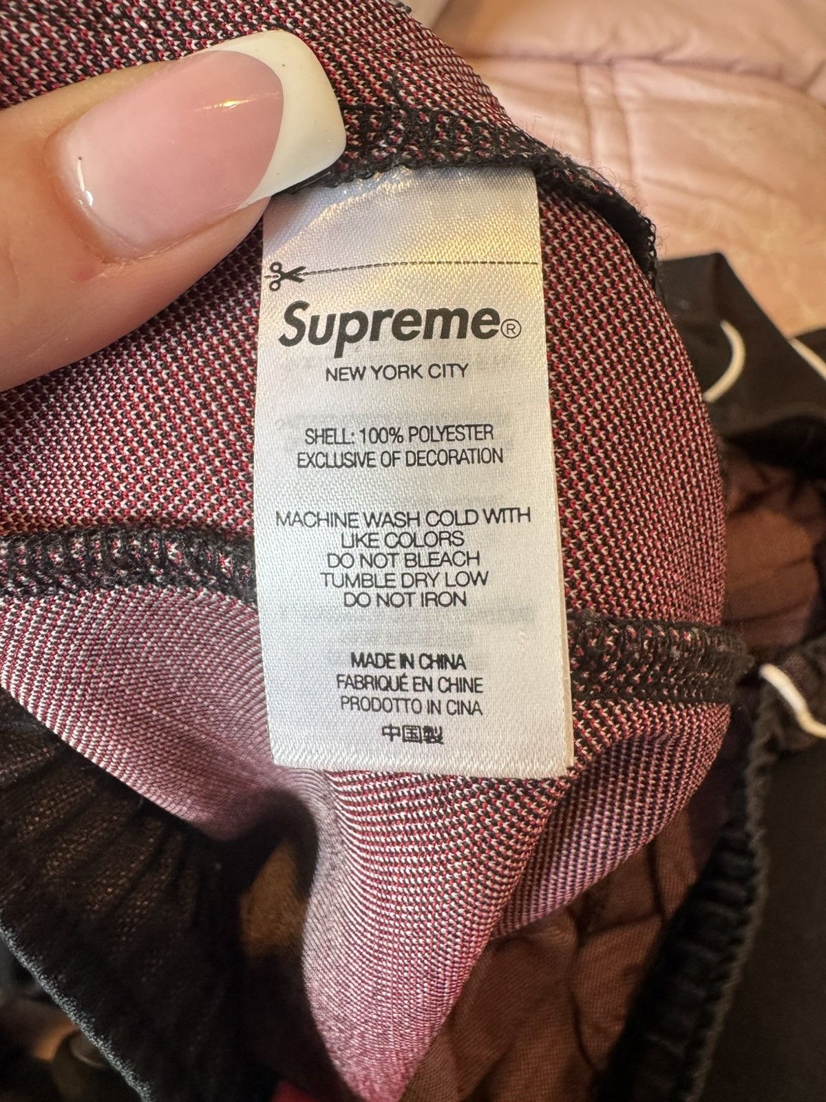 Supreme supreme world famous jacquard track pants Size US 36 / EU 52 - 6 Thumbnail