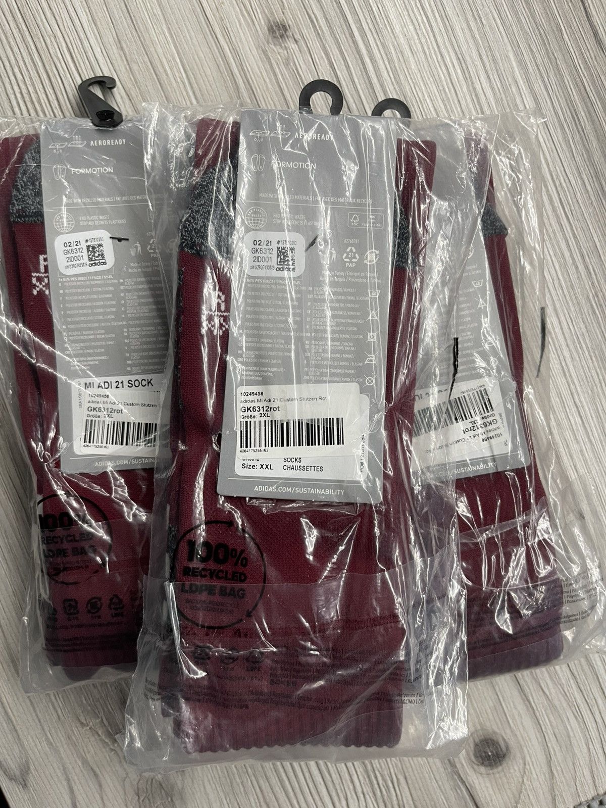 Vintage adidas Mi Adi 21 Soccer Socks 1 Pair 2XL SIZE GK6312 Size 36 - 4 Thumbnail