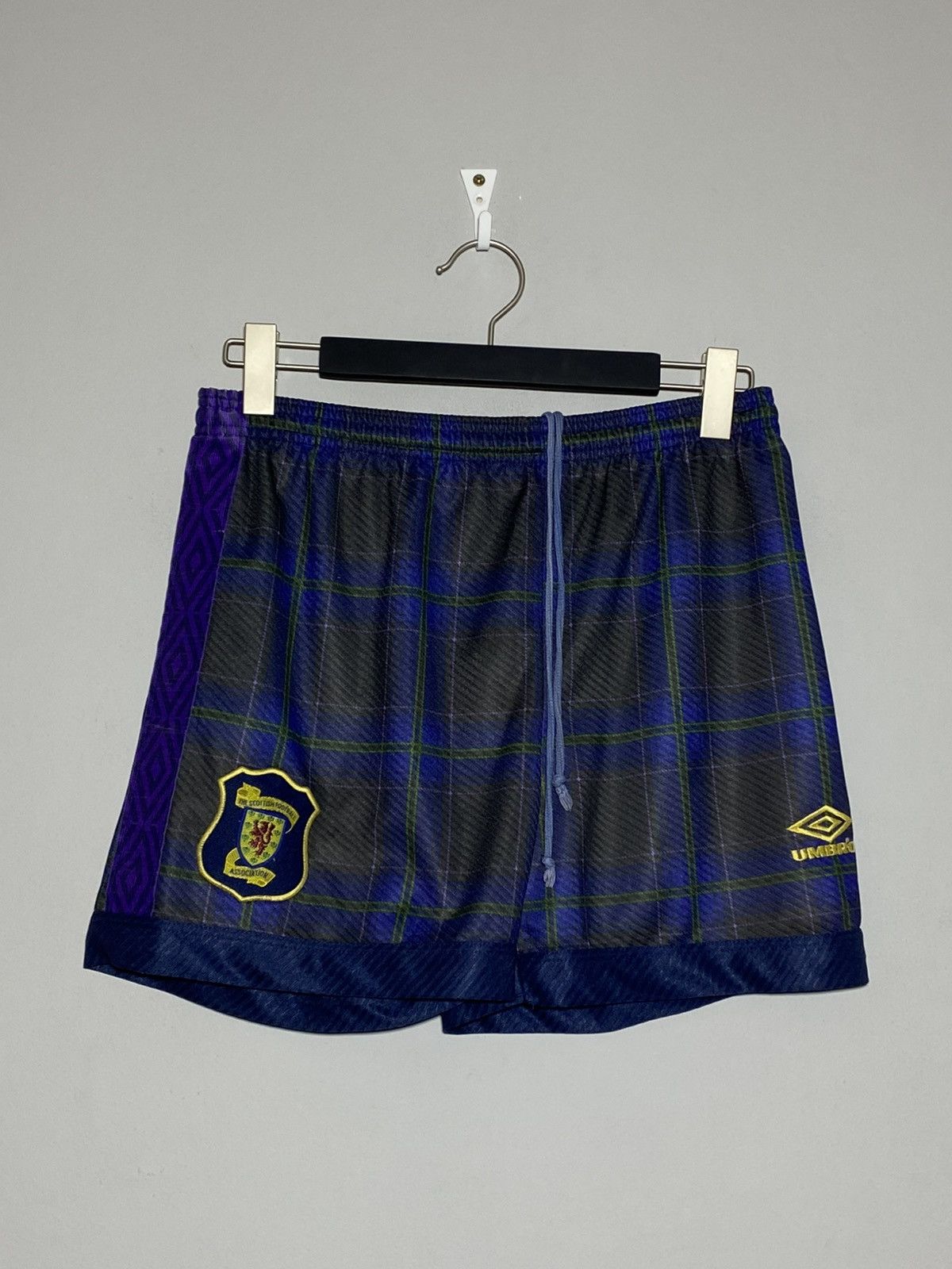 Umbro Vintage 90s Umbro Scotland National Team Rare Shorts Size US 32 / EU 48 - 1 Thumbnail
