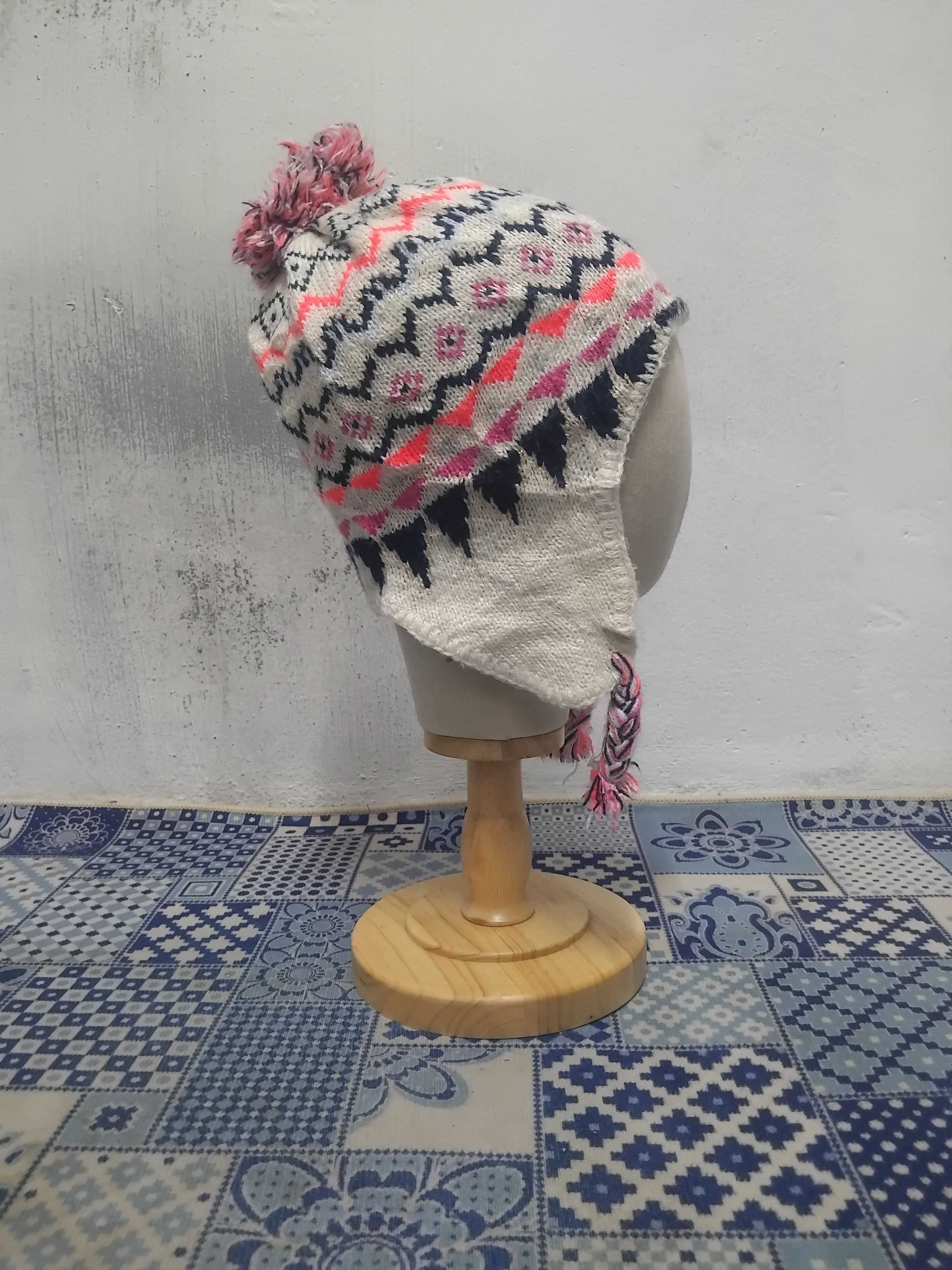 Old Navy Old Navy Multicolour beanie Size ONE SIZE - 7 Thumbnail
