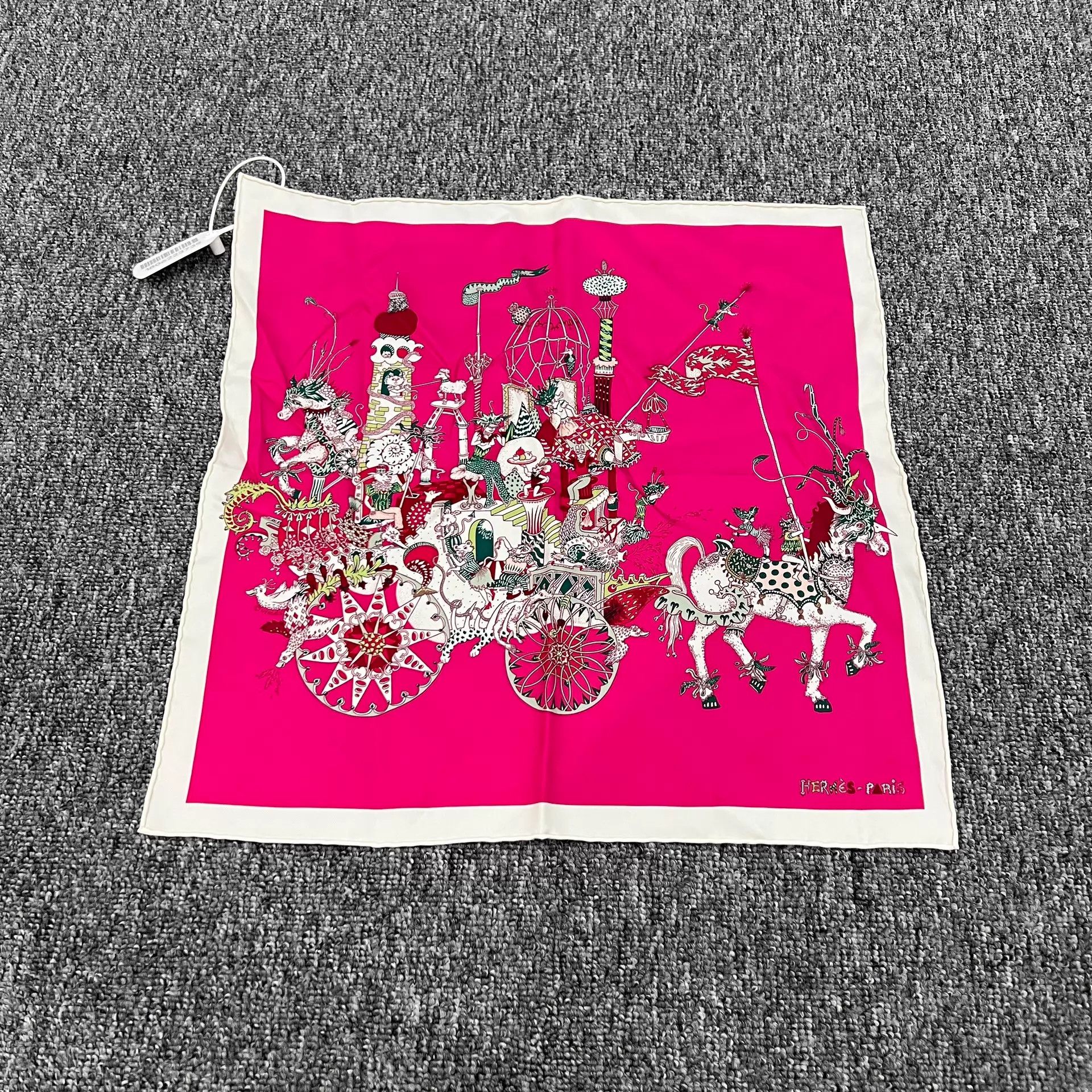 Hermes Hermes Carnaval Parade square scarf 45x45cm Mint Size ONE SIZE - 1 Thumbnail