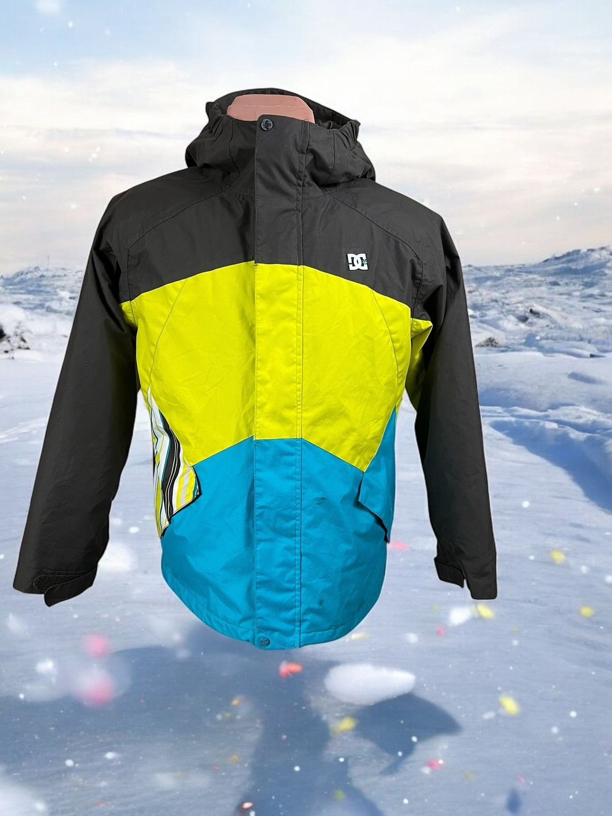 DC DC Shoes women’s skiing jacket size L Size L / US 10 / IT 46 - 1 Thumbnail