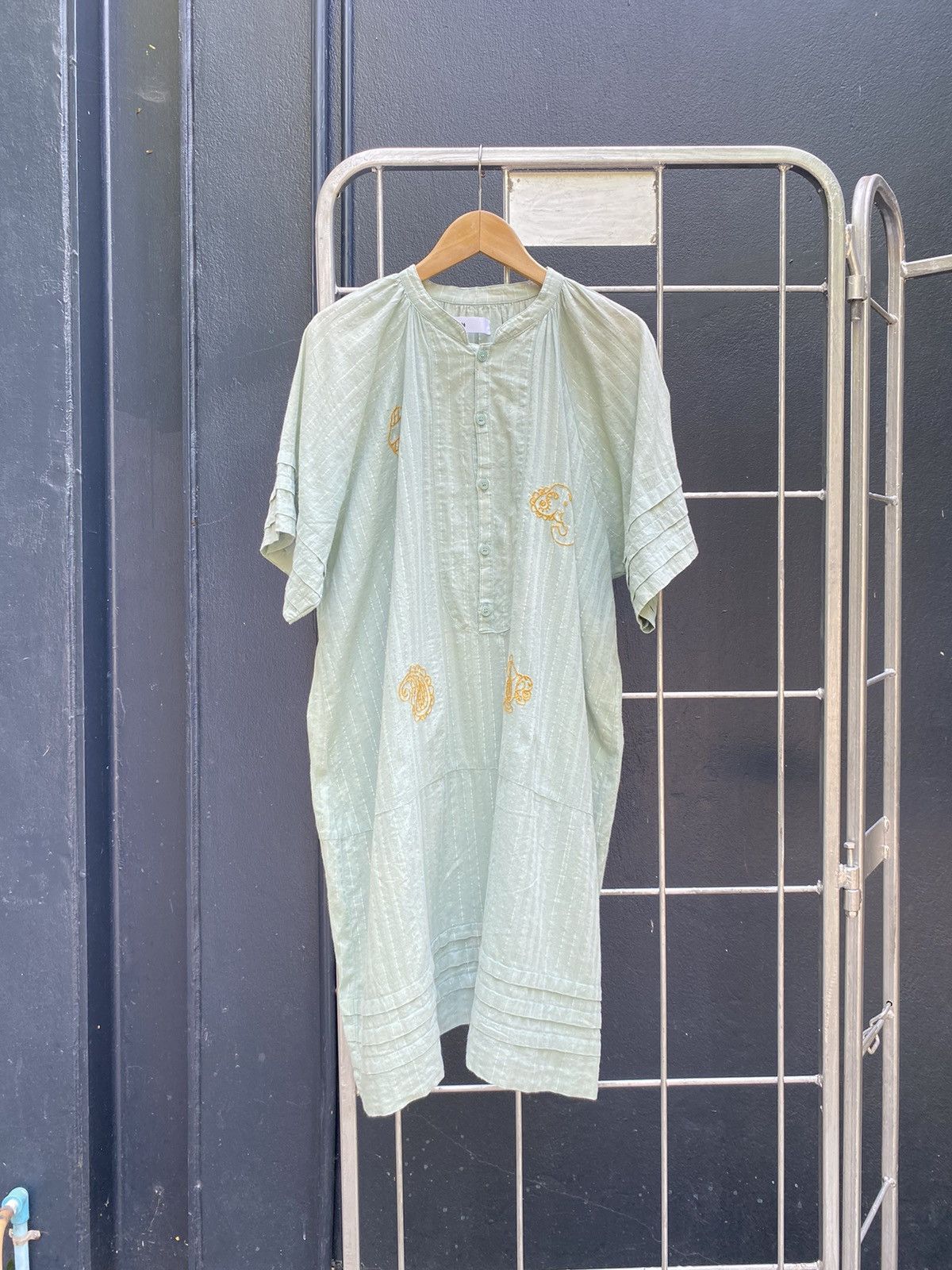 image of Ne Net Ne-Net Paisley Embroidered Dress in Green, Women's (Size 2XS)