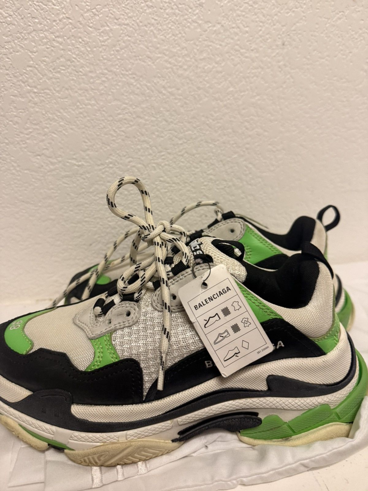 Balenciaga Balenciaga Triple S Chunky Sole Sneaker - Green/White/Black Size US 8 / IT 38 - 4 Thumbnail