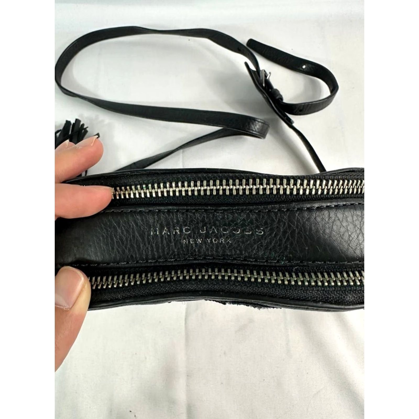 Marc Jacobs Marc Jacobs Snapshot Leather Crossbody Bag Black Womens Crossbody Bag Size ONE SIZE - 4 Thumbnail