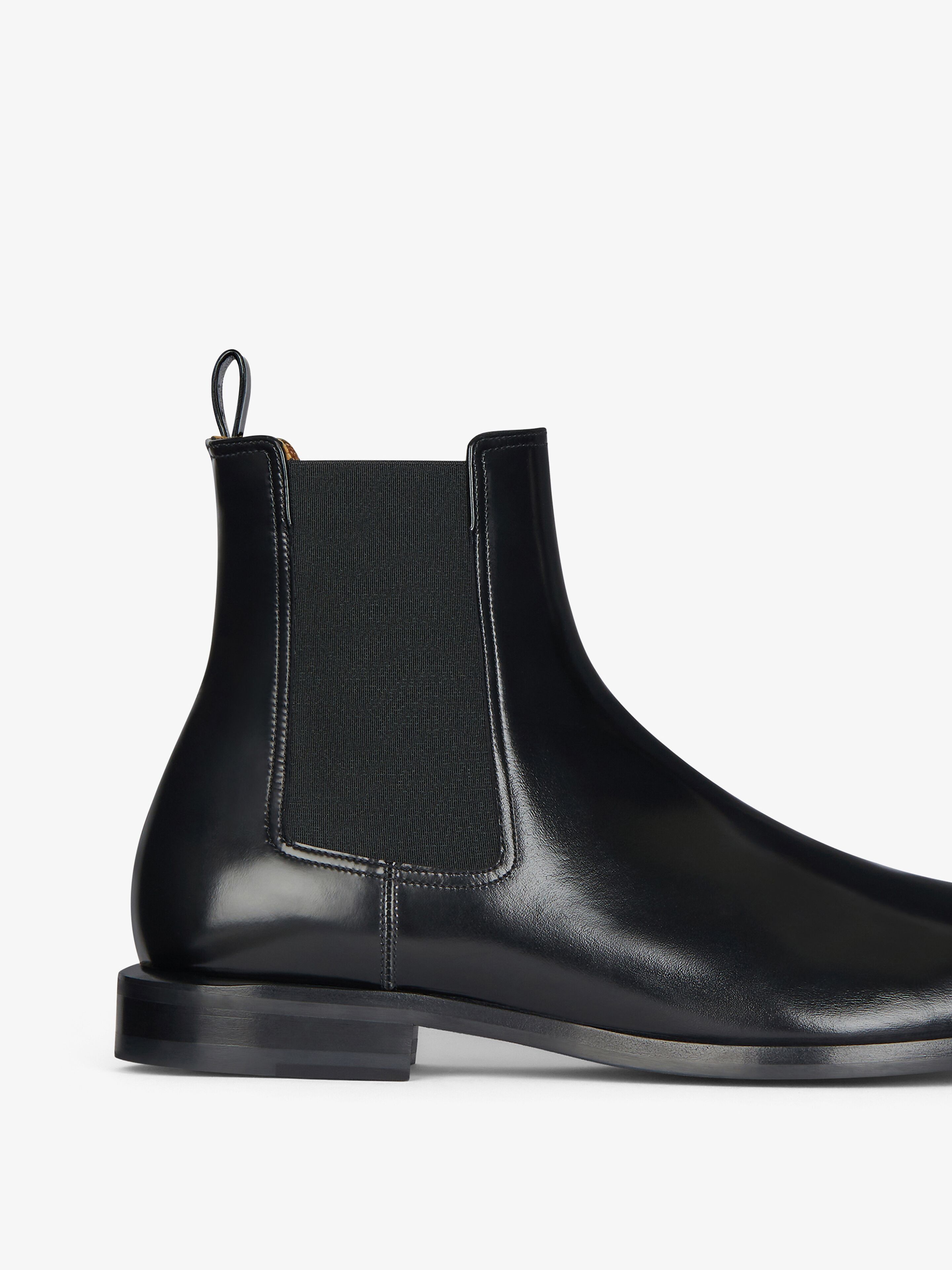 Givenchy o1lv12m1025 Classic Chilsea Ankle Boots in Black Size US 12 / EU 45 - 3 Thumbnail