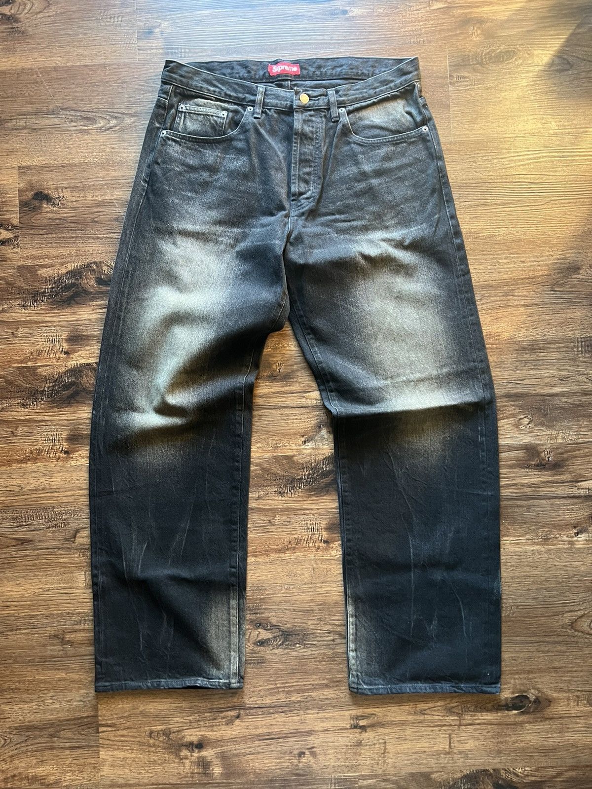 Supreme Supreme distressed loose fit selvedge jeans size 34 | Grailed