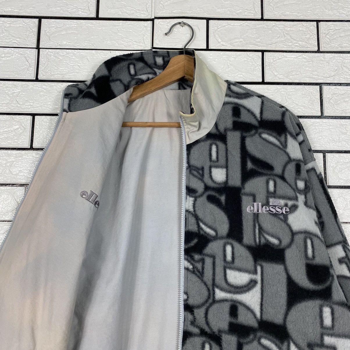 Japanese Brand Vintage Reversible Bomber Jacket Ellesse Sun Faded Design Size US L / EU 52-54 / 3 - 15 Thumbnail