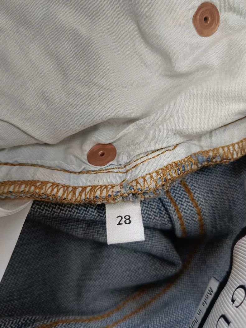Gucci Gucci Strawberry embroidered denim trousers 2504-Nextarrow Size US 28 / EU 44 - 4 Thumbnail