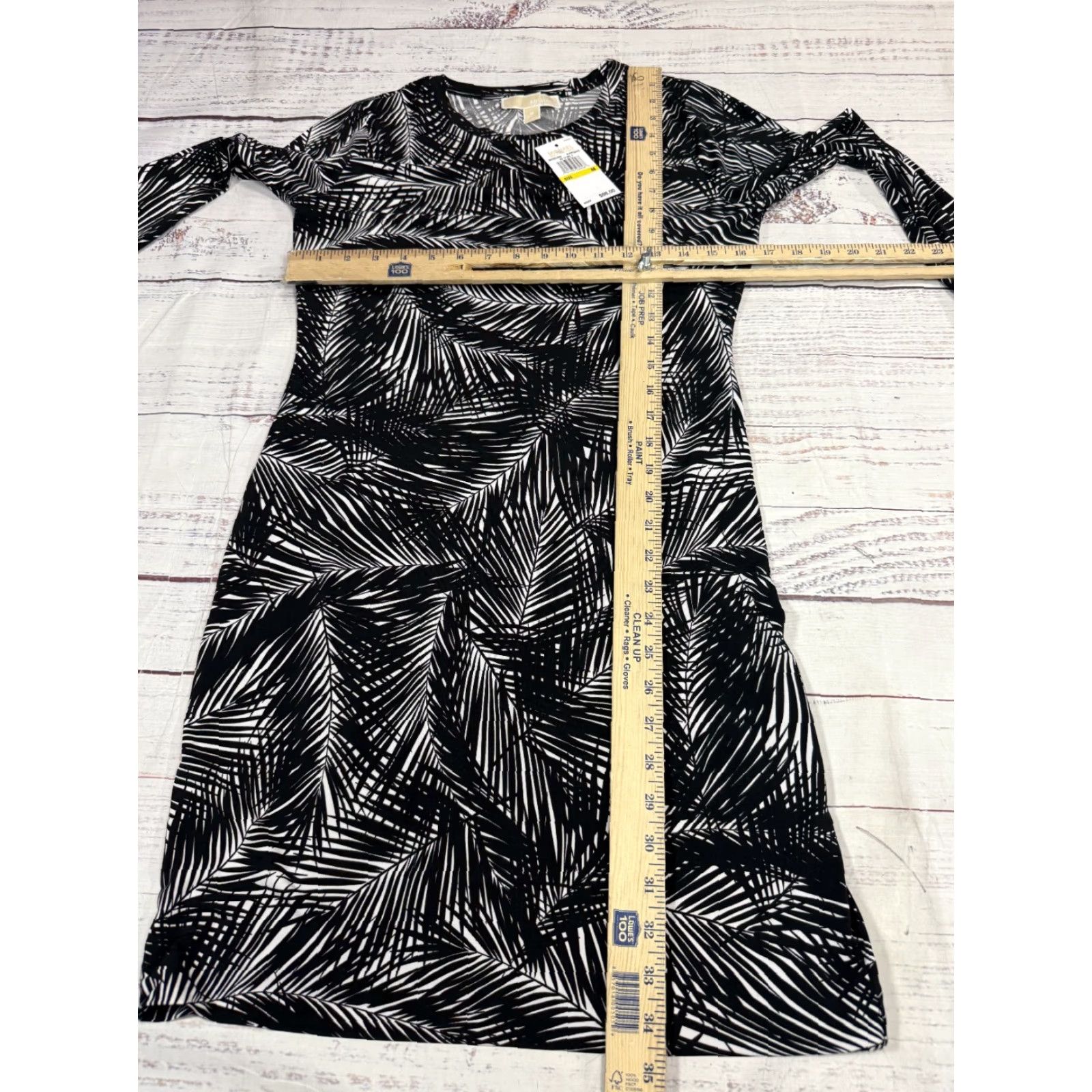 Michael Kors Michael Kors Black White Bodycon Dress Mini Leaves All Over Print Stretch M NWT Dress Womens Small? Size M / US 6-8 / IT 42-44 - 3 Thumbnail