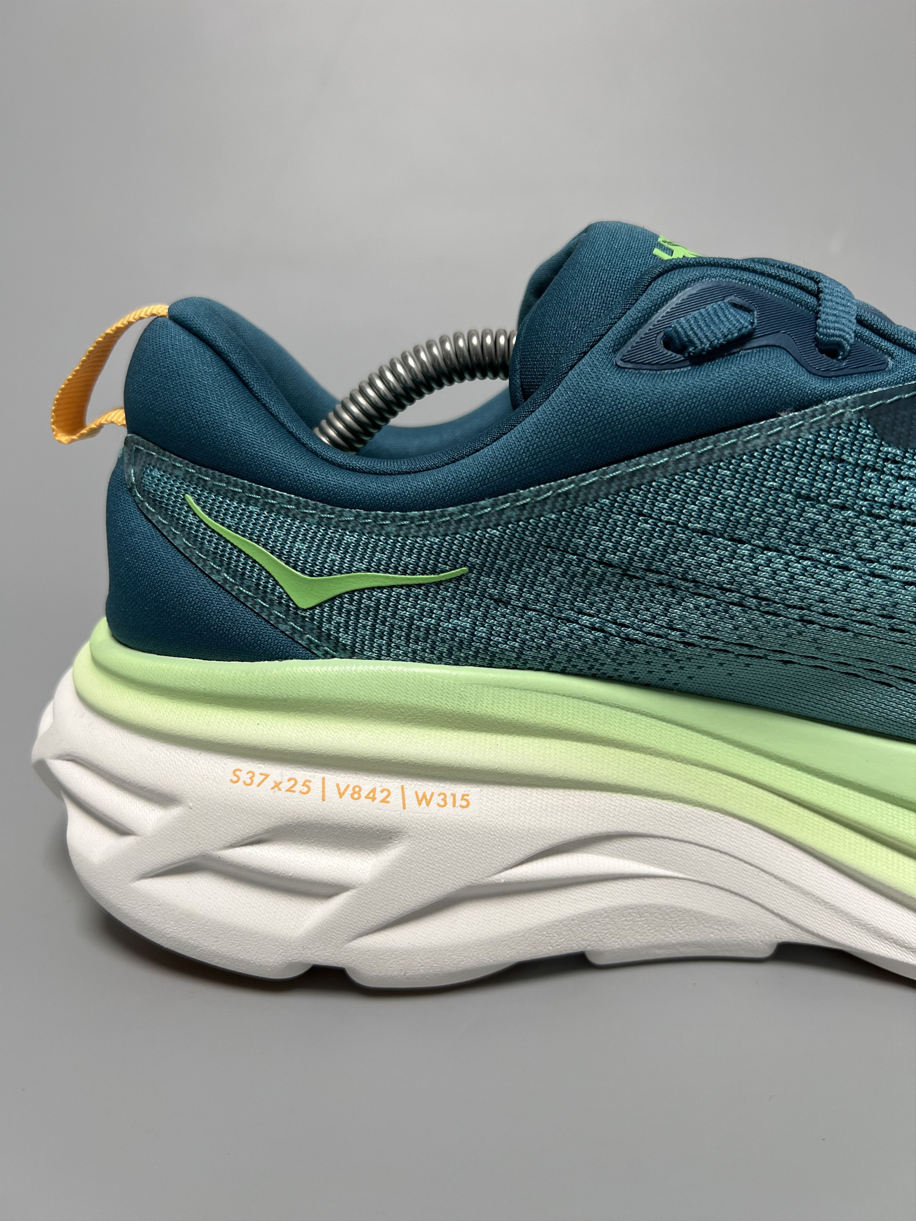 Hoka 9D Hoka One One Bondi 8 Running Shoes Size US 9 / EU 42 - 6 Thumbnail
