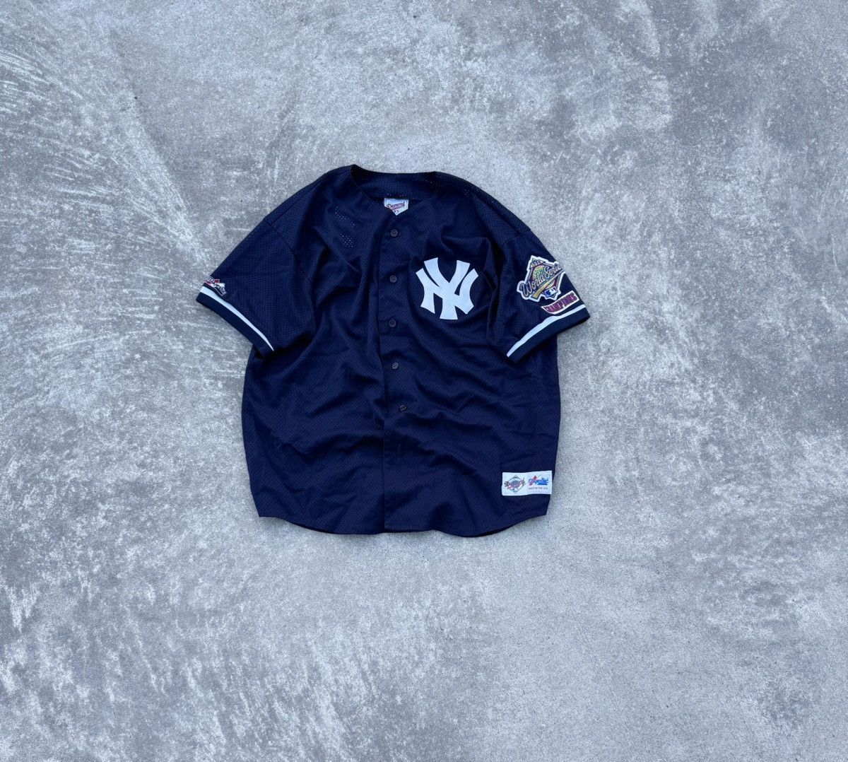 Majestic Vintage Majestic Y2K streetwear band oversized jersey Size US XL / EU 56 / 4 - 1 Thumbnail