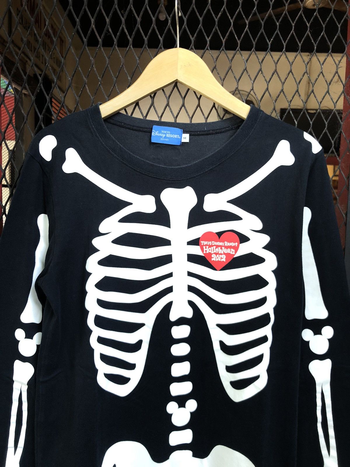 Disney × Japanese Brand × Vintage TOKYO DISNEY SKELETON HALLOWEEN 2012 Size US M / EU 48-50 / 2 - 4 Thumbnail