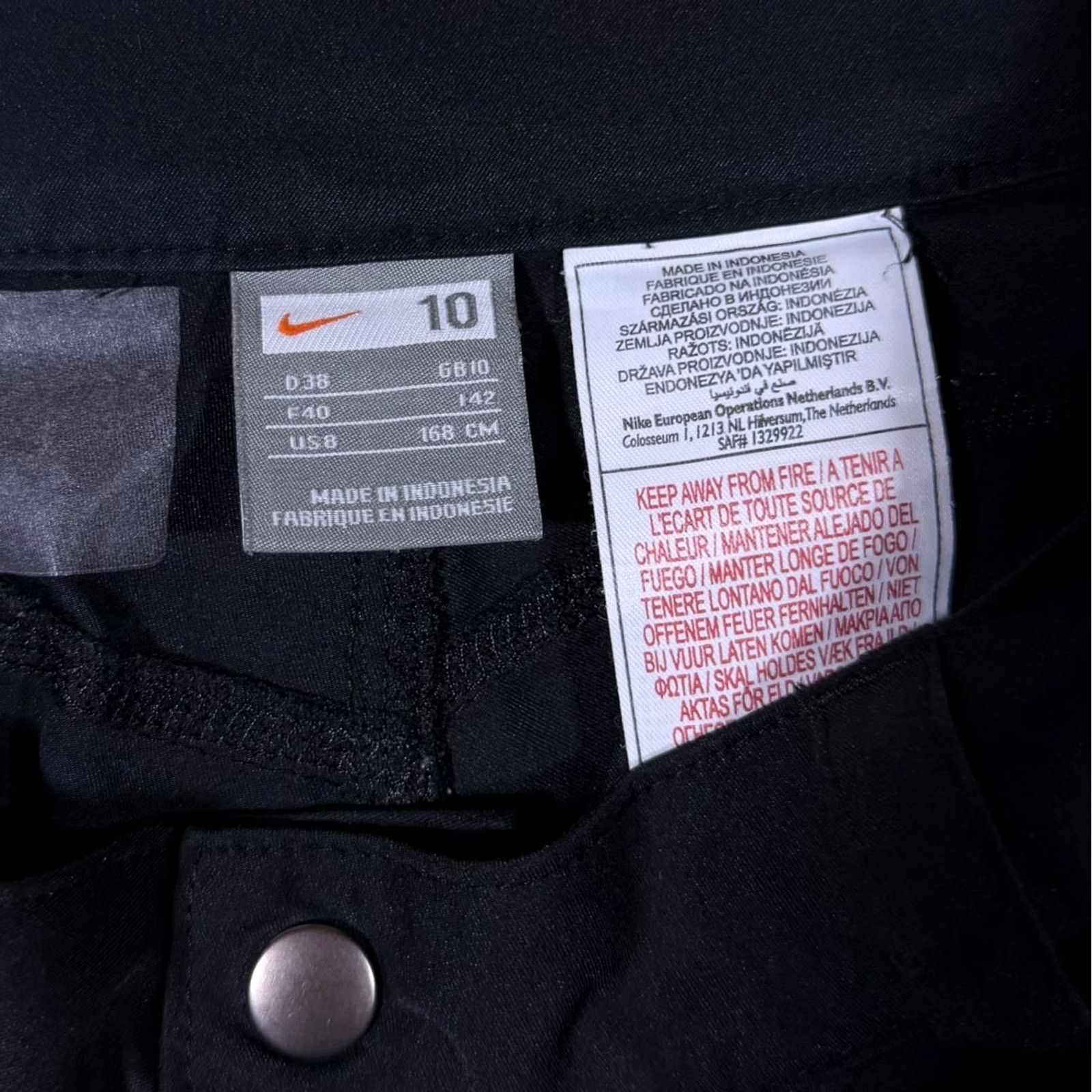 Nike Nike Capri Pants Shorts Black 3/4 Length Women's UK 10 Swoosh Logo Activewear Capris Size 32" / US 10 / IT 46 - 4 Thumbnail