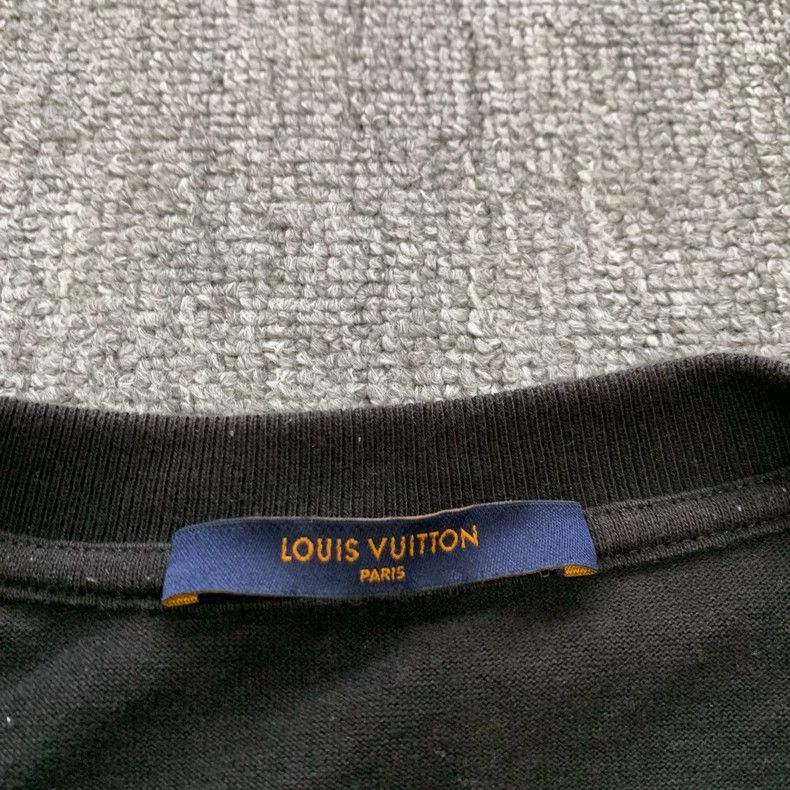 Louis Vuitton Louis Vuitton Black piano short sleeve Size US XXL / EU 58 / 5 - 6 Thumbnail