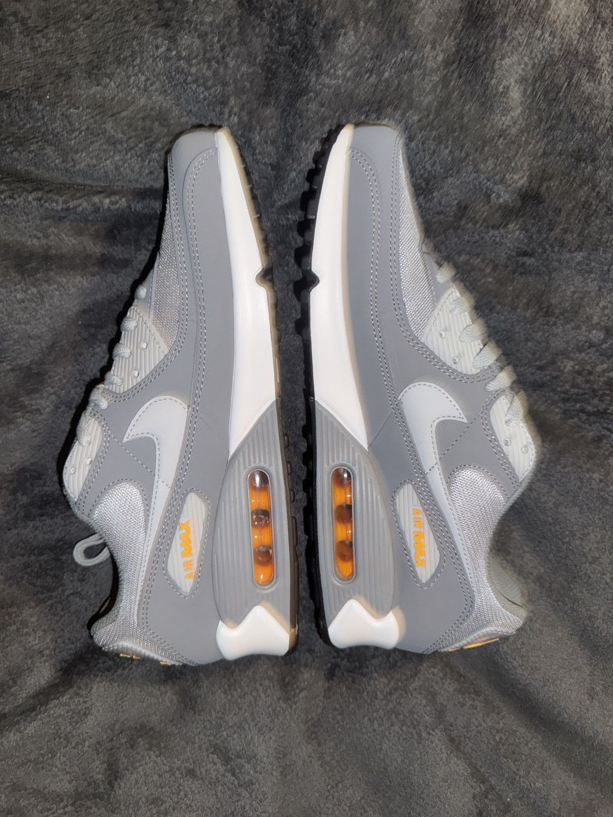 Nike Nike Air Max 90 Size US 10.5 / EU 43-44 - 8 Thumbnail