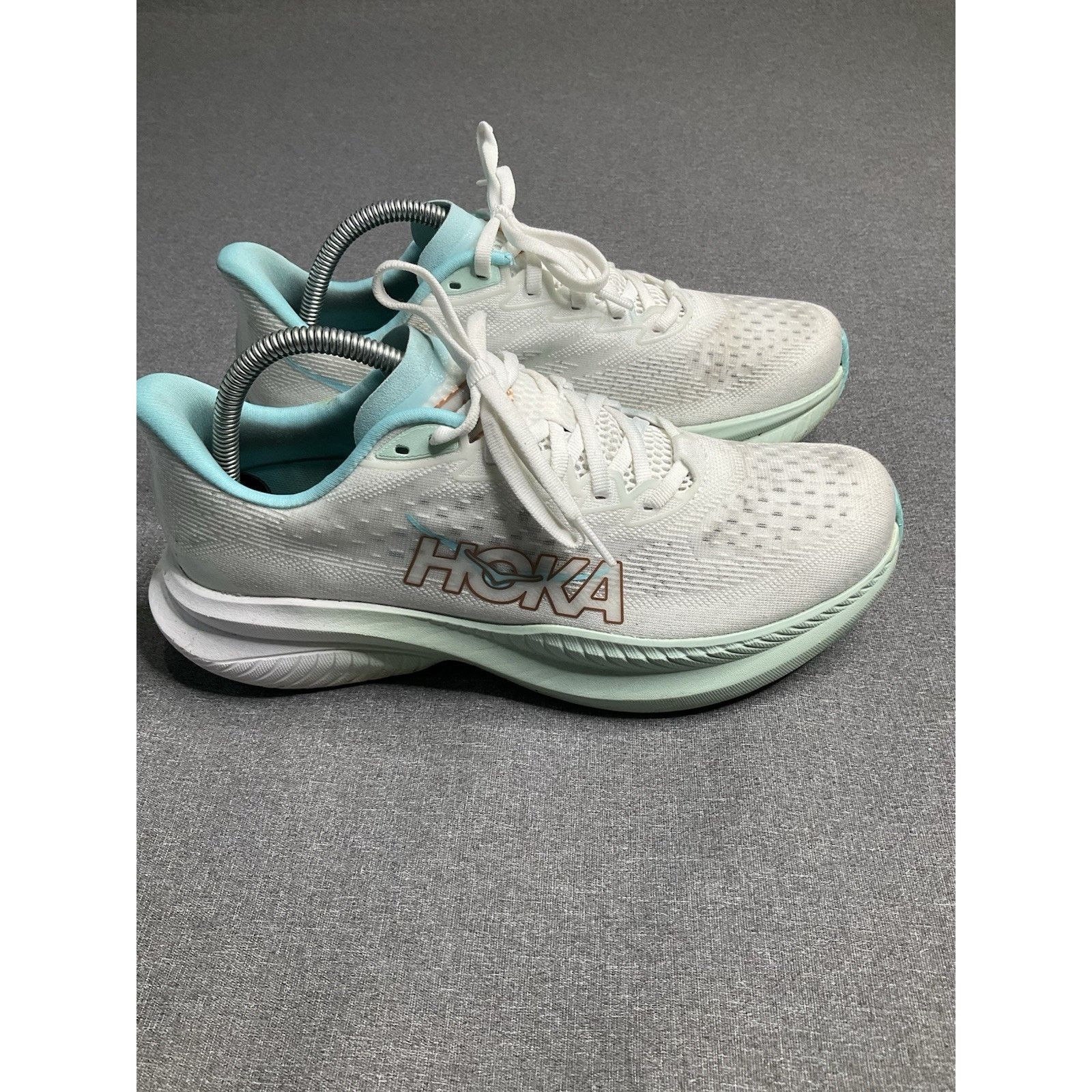 Hoka Size 9.5 - Hoka One One HOKA Mach 6 Frost Aqua Size US 9.5 / IT 39.5 - 1 Thumbnail