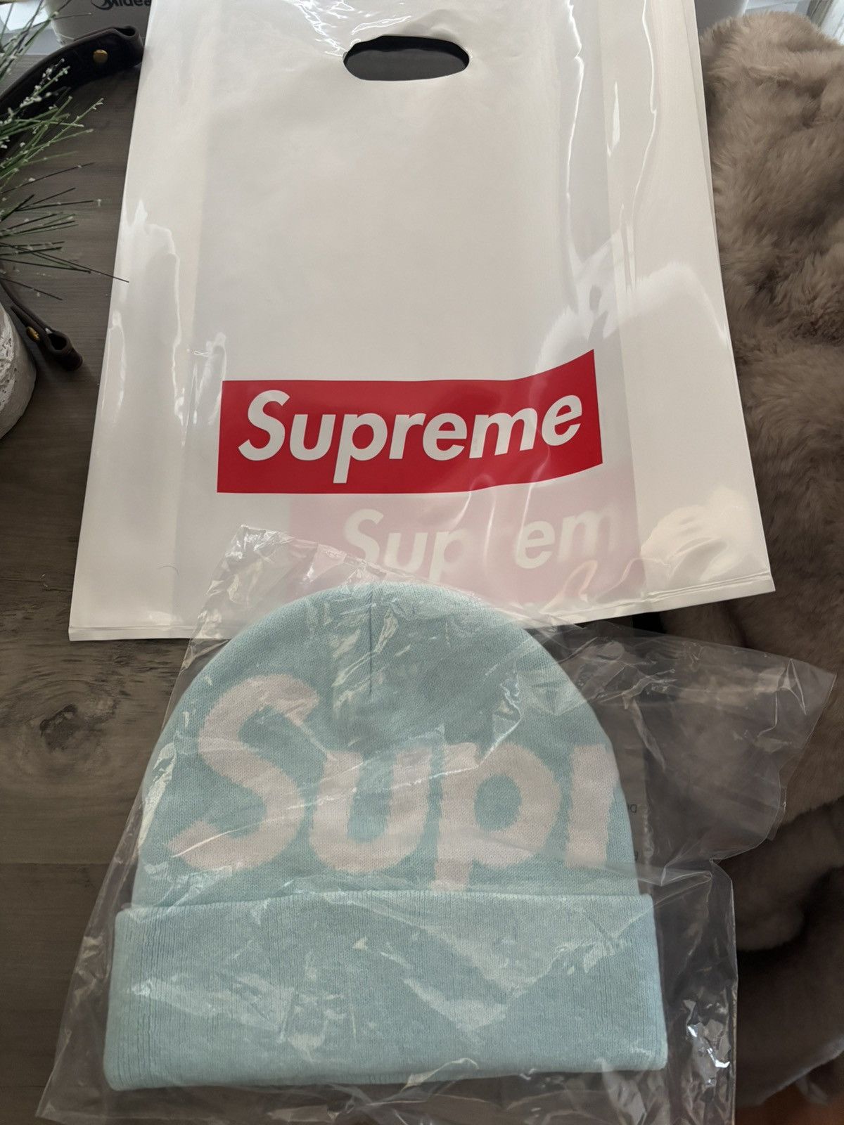 Supreme Supreme Big Logo Beanie (FW25) Light Blue Size ONE SIZE - 1 Thumbnail