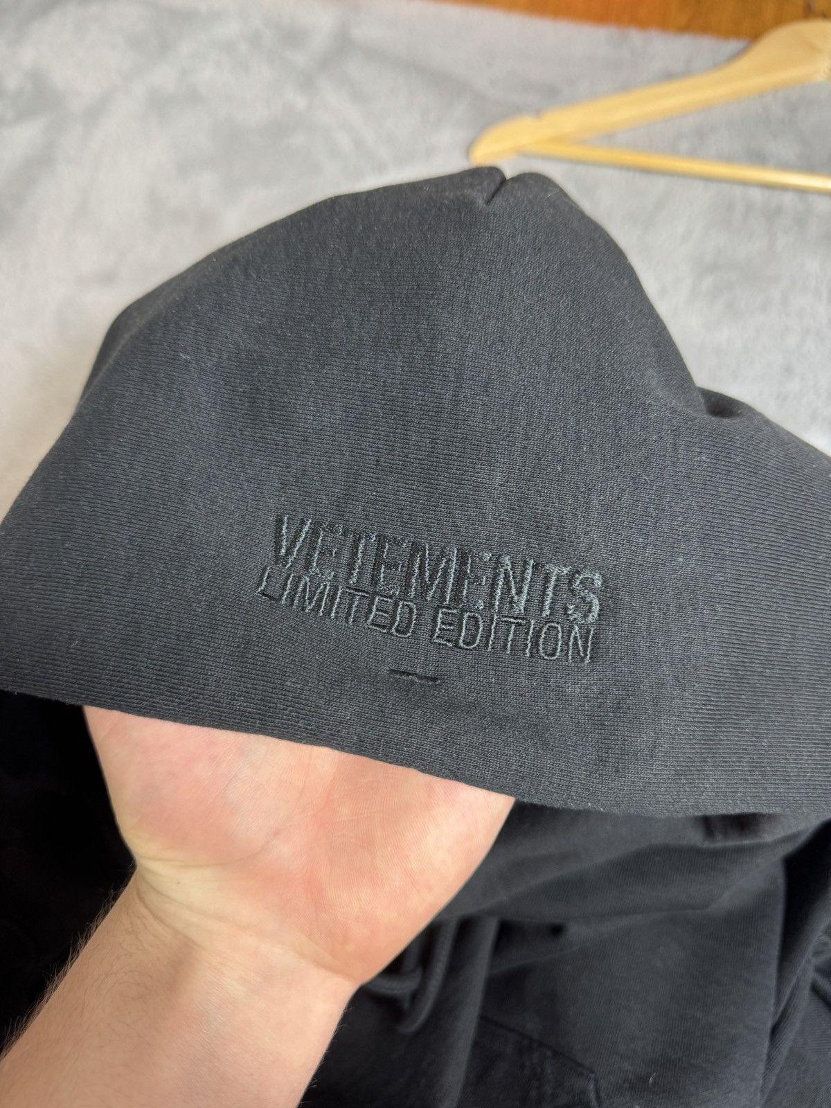 Vetements Vetements hardcore hoodie Size US S / EU 44-46 / 1 - 5 Thumbnail