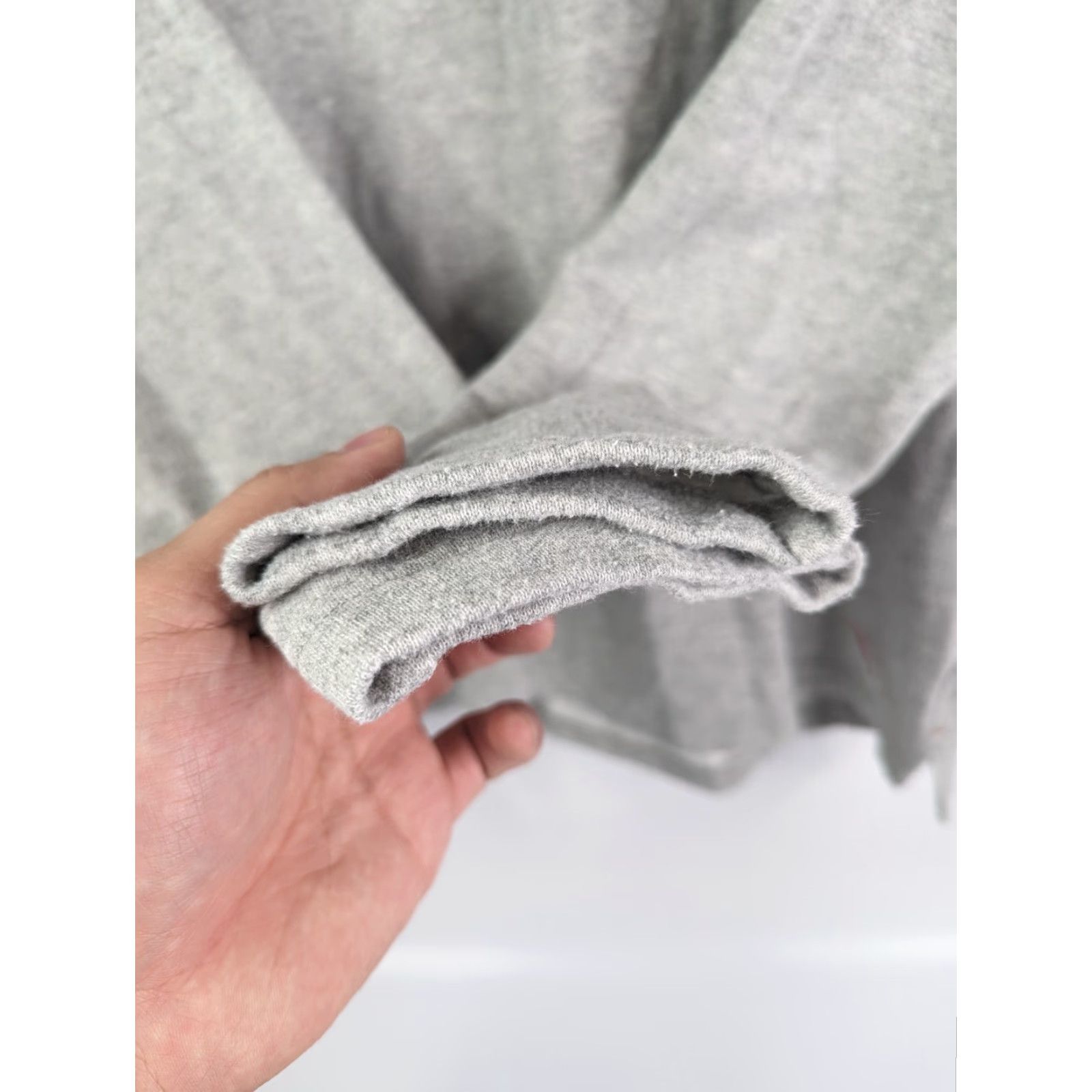 Tommy Bahama Tommy Bahama Sweatshirt Men M Grey Marlin Logo Fleece Pullover Crew Neck Size US M / EU 48-50 / 2 - 3 Thumbnail