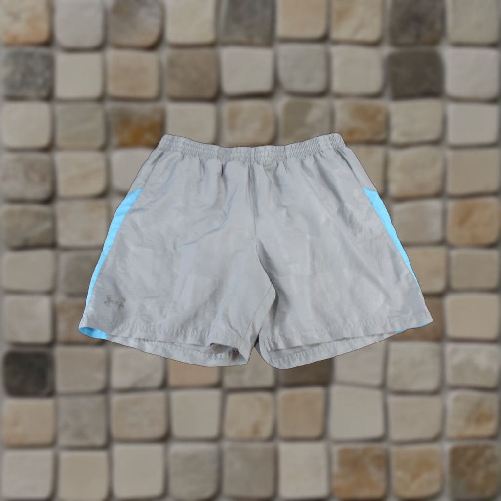 Under Armour Under Armour Shorts Mens XL Gray Lightweight Athletic Fitted Mens Size US 36 / EU 52 - 1 Thumbnail