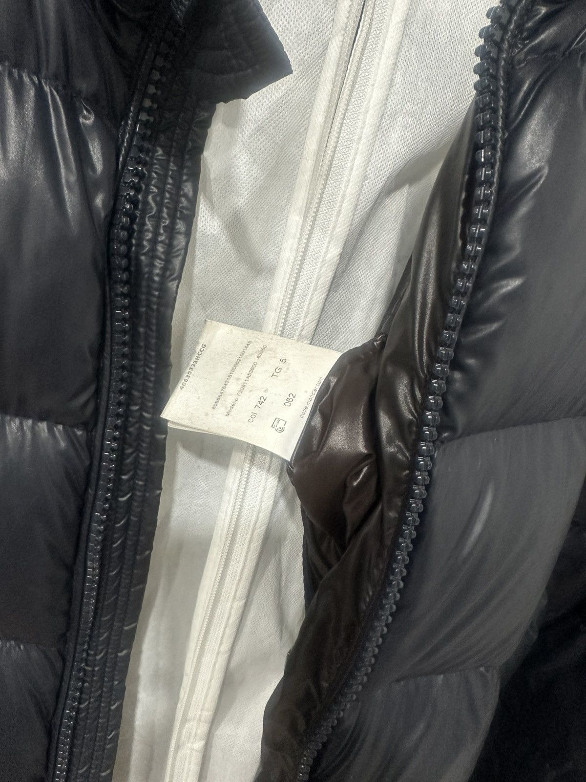 Moncler Moncler Maya Dark Navy Blue Size US L / EU 52-54 / 3 - 6 Thumbnail