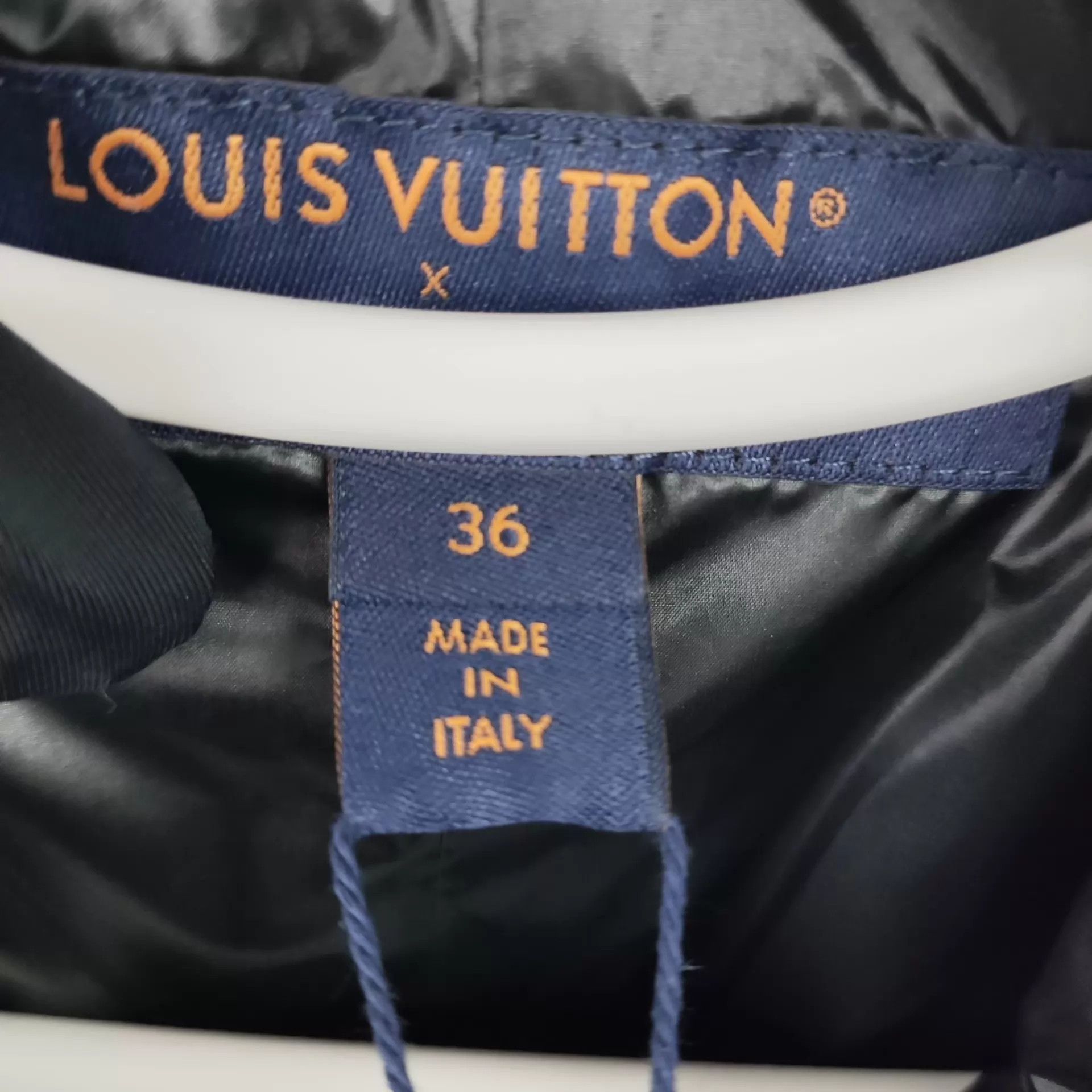Louis Vuitton LV x Yayoi Kusama 7-color dot navy blue 36 jacket Size XS / US 0-2 / IT 36-38 - 3 Thumbnail