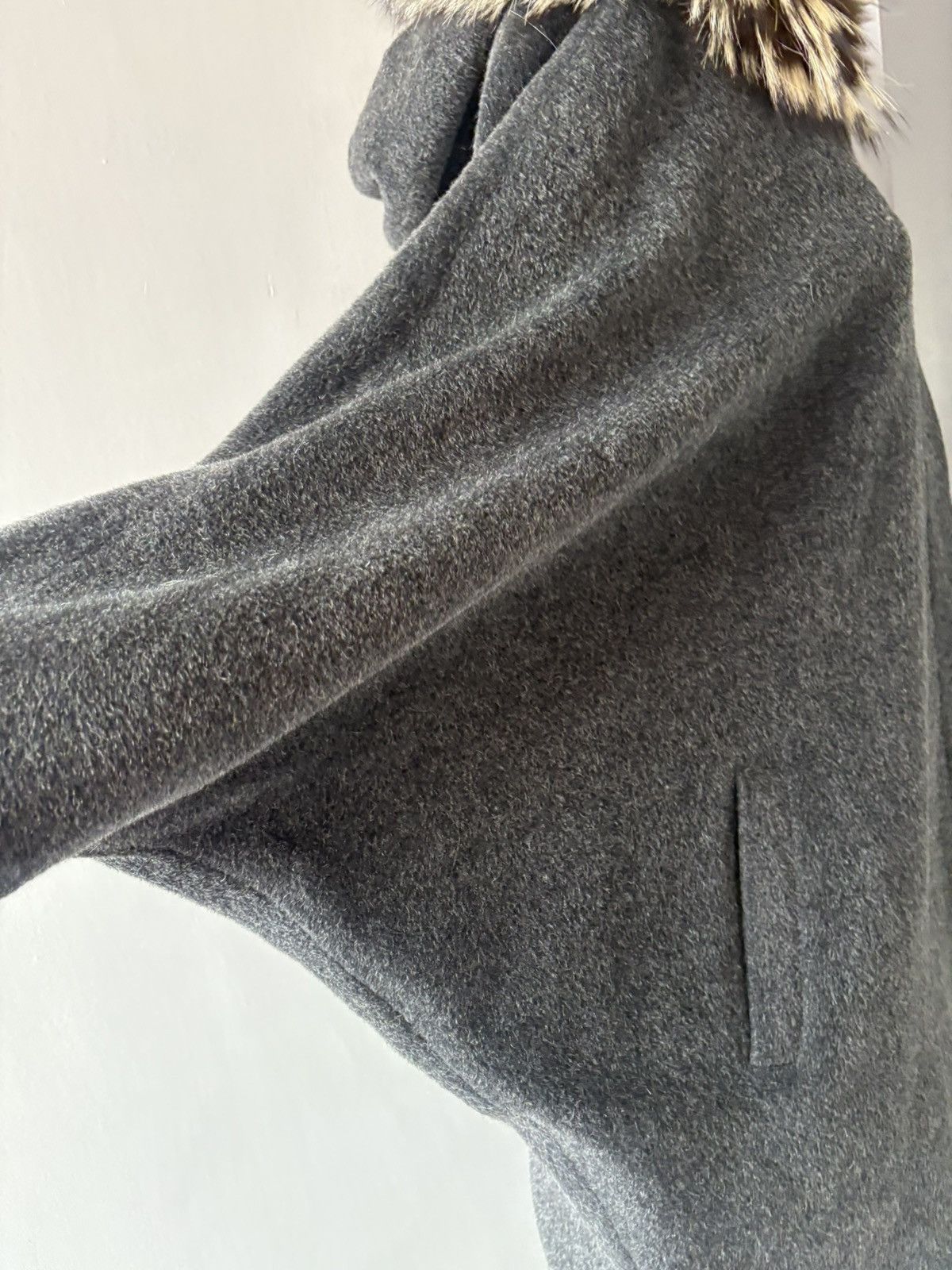 Vintage Vintage italian wool cape coat Size XL / US 12-14 / IT 48-50 - 10 Thumbnail