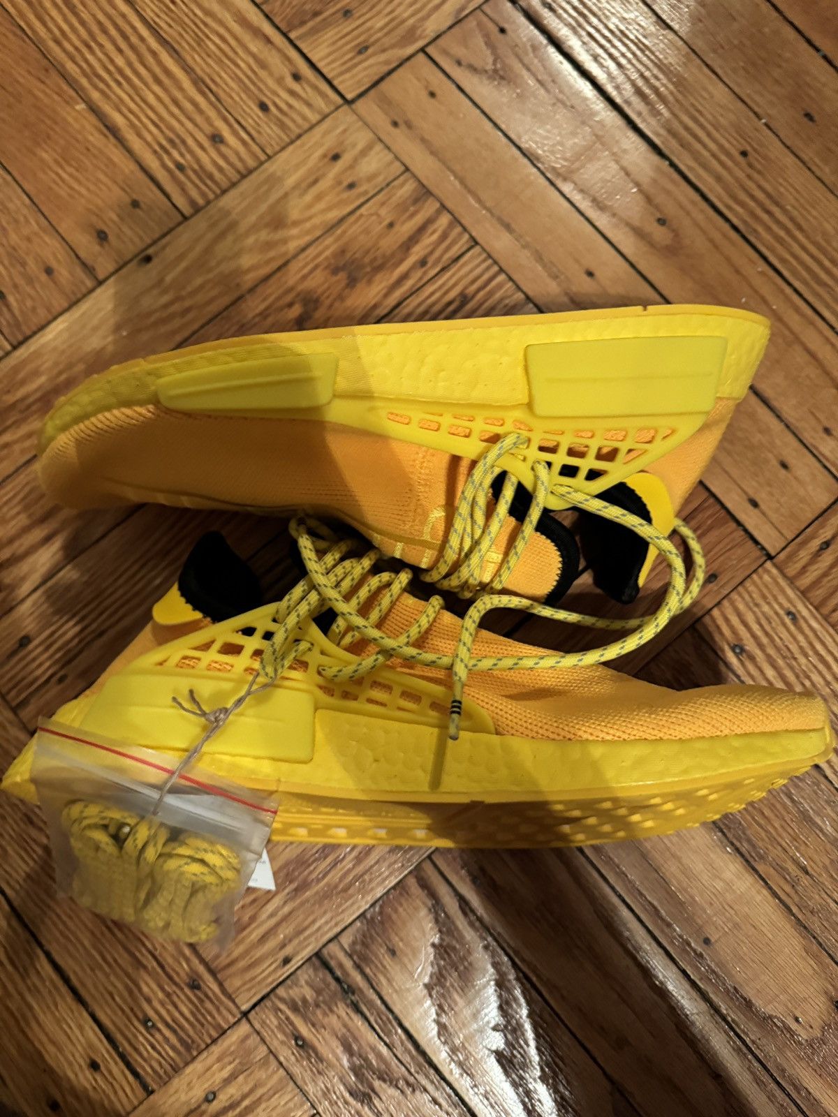 Adidas adidas pharrell x HU NMD Size US 9 / EU 42 - 2 Thumbnail